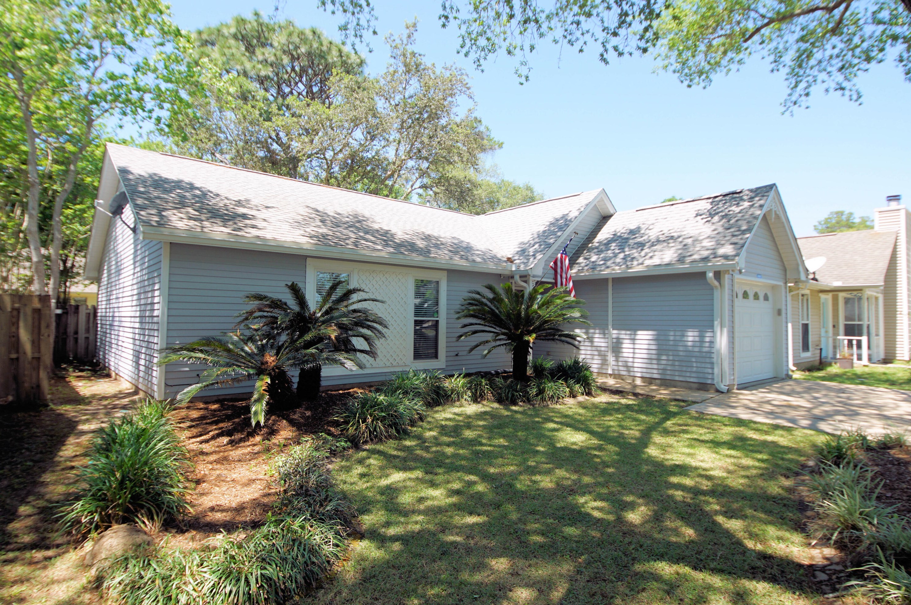 3006 Blue Pine Ln, Niceville FL  32578-9762 exterior