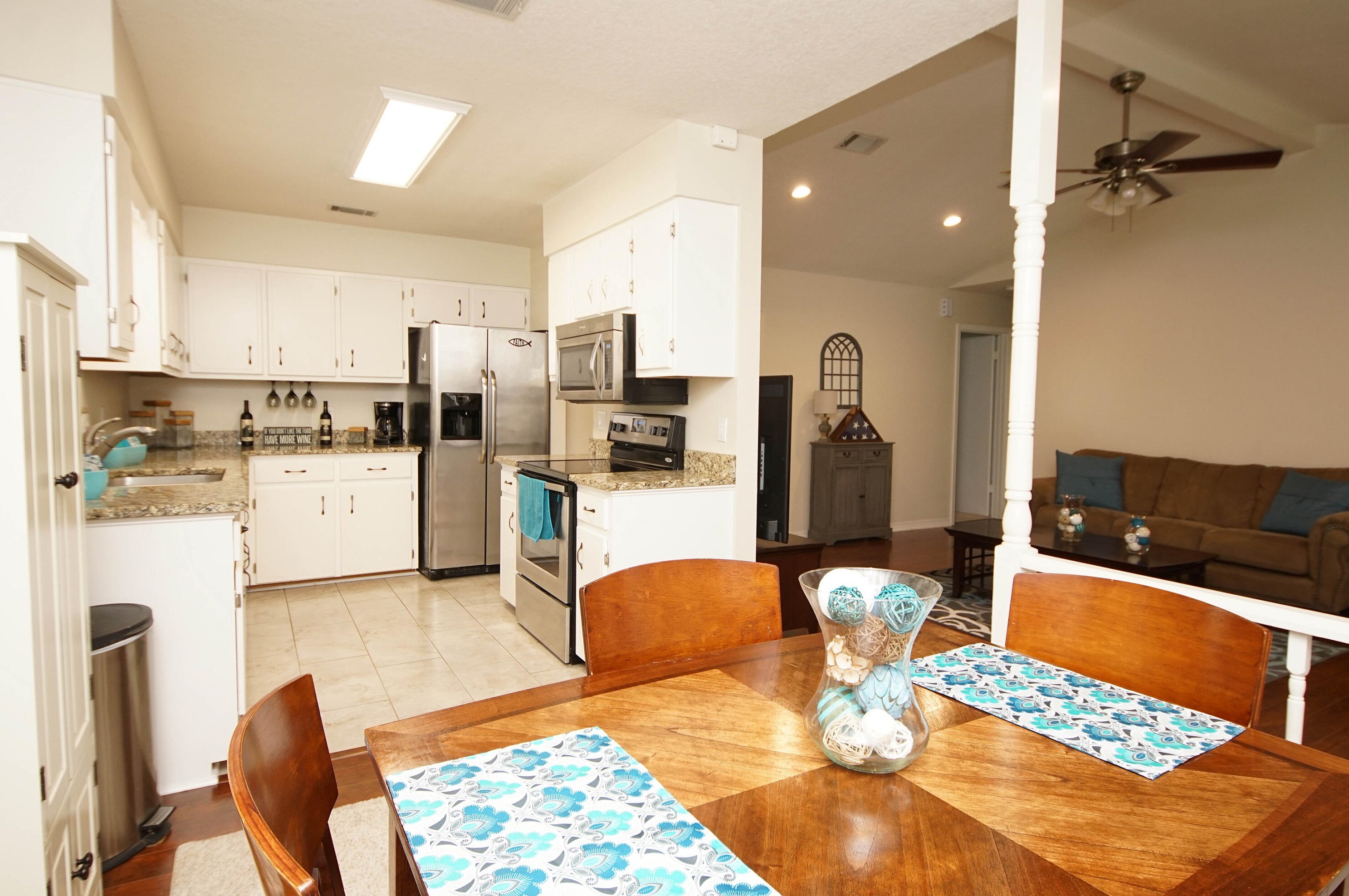 3006 Blue Pine Ln, Niceville FL  32578-9762 exterior