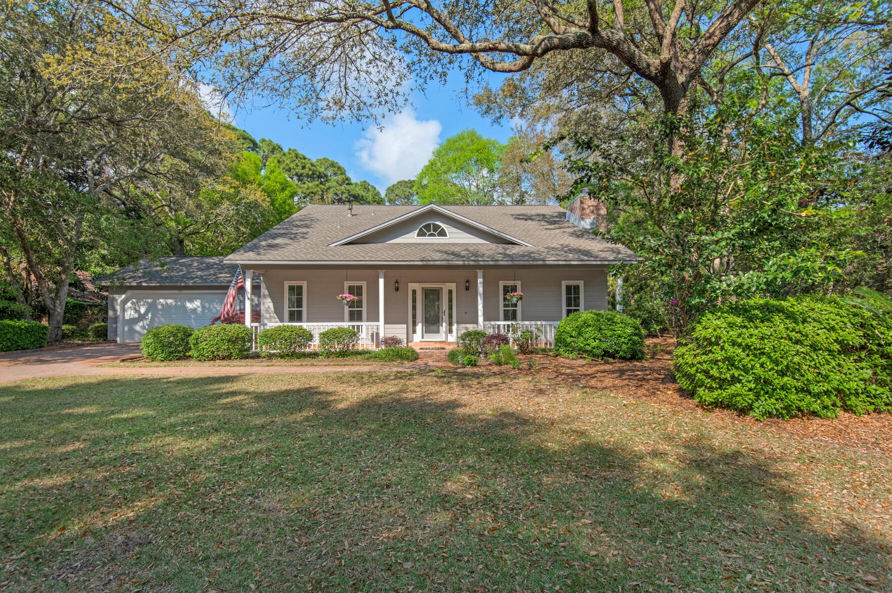 300 Windward Cv W, Niceville, FL 32578