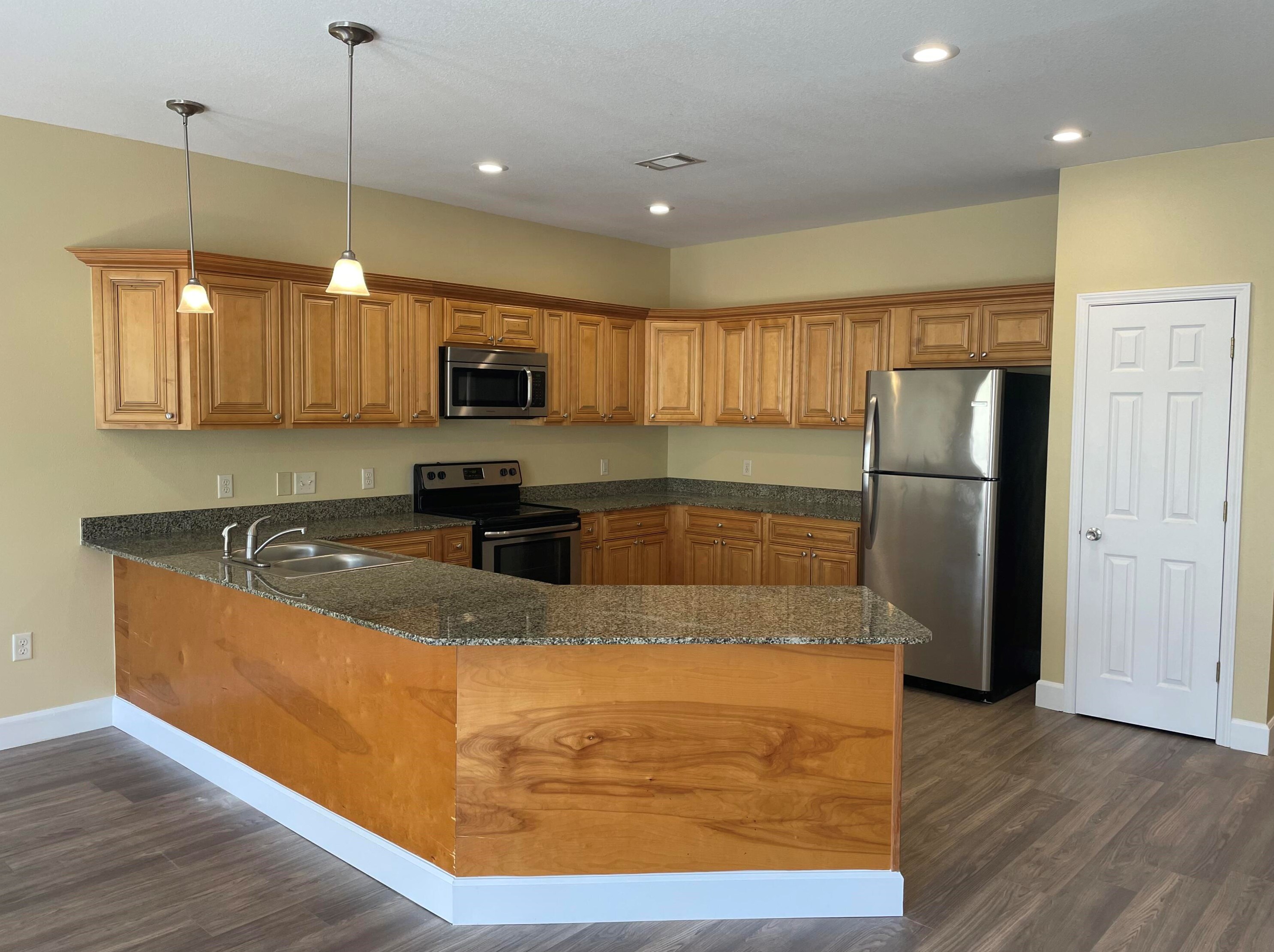 513 Arbor Lake Dr #513, Crestview, FL 32536