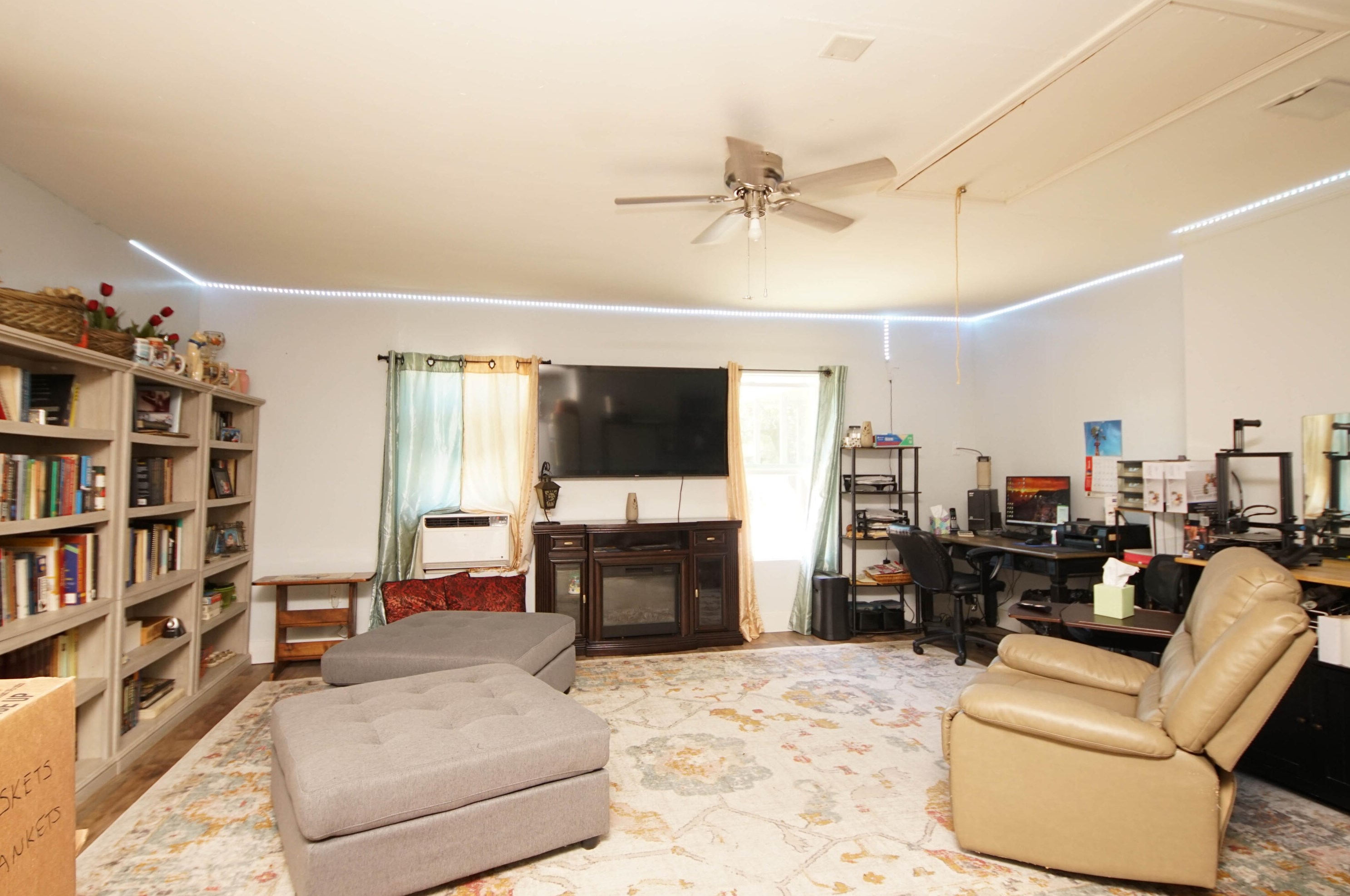 1039 Blvd De Ln Parisienne, Mary Esther FL  32569-2312 exterior