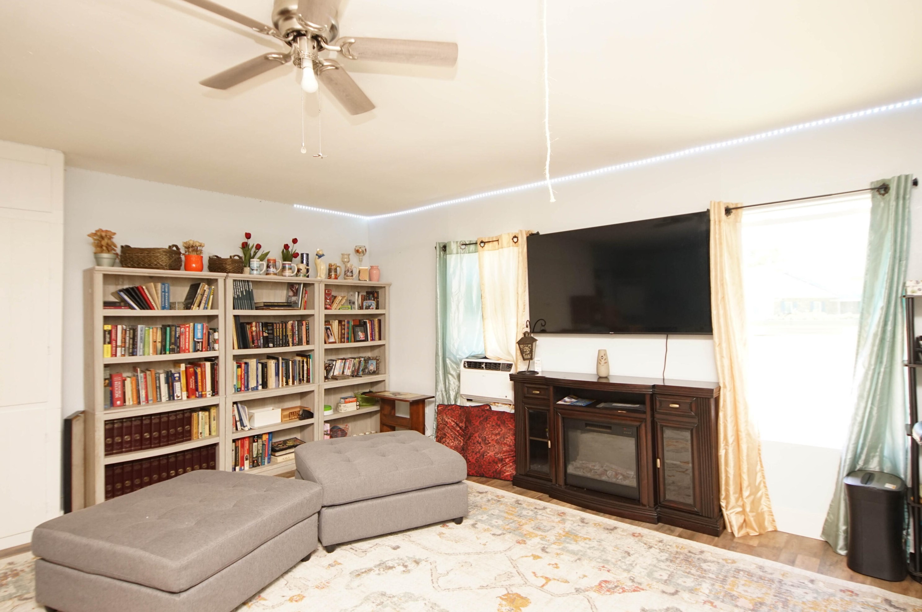 1039 Blvd De Ln Parisienne, Mary Esther FL  32569-2312 exterior