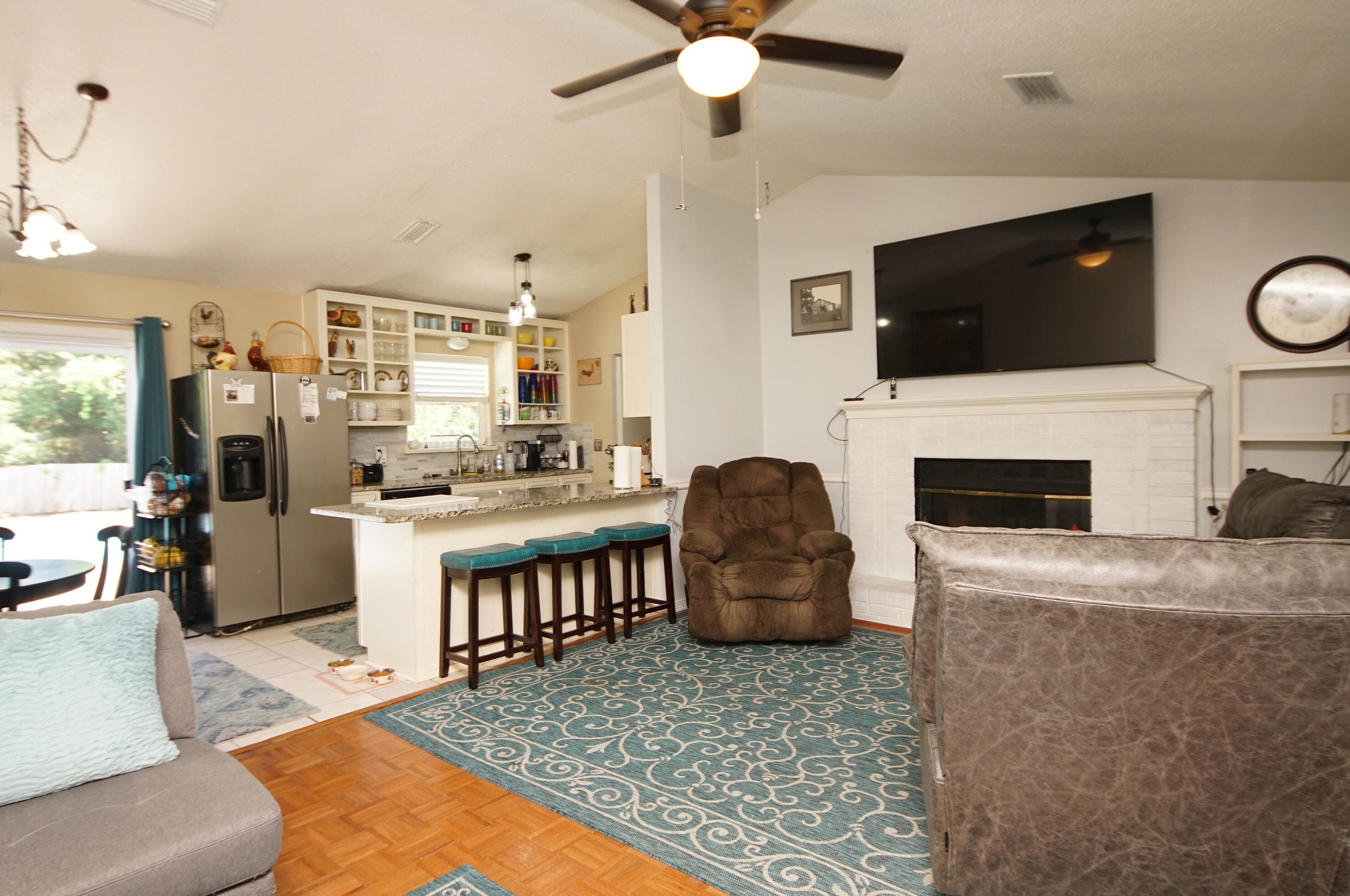 1039 Blvd De Ln Parisienne, Mary Esther FL  32569-2312 exterior