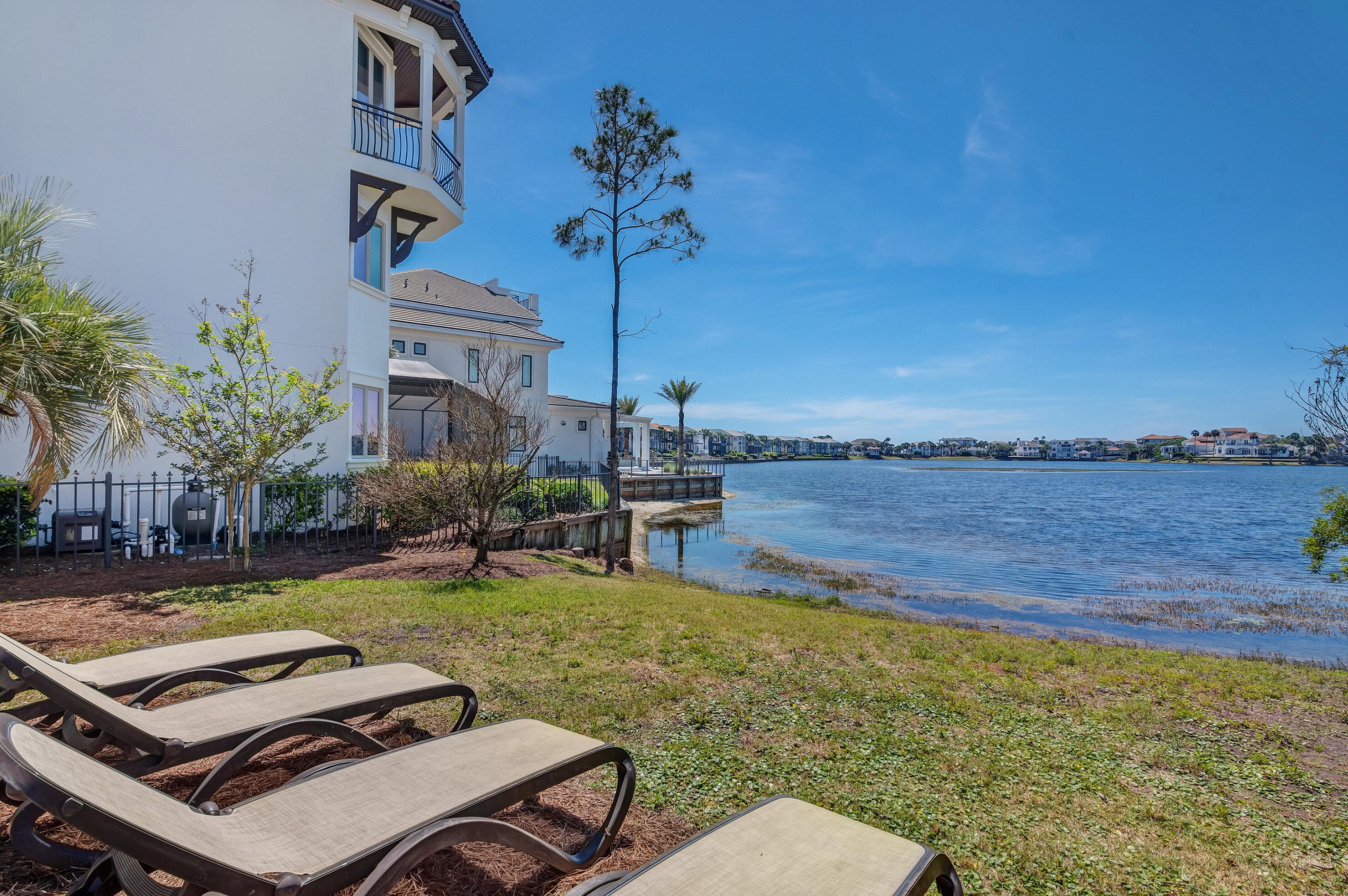 68 Tranquility Ln, Destin, FL 32541-5782