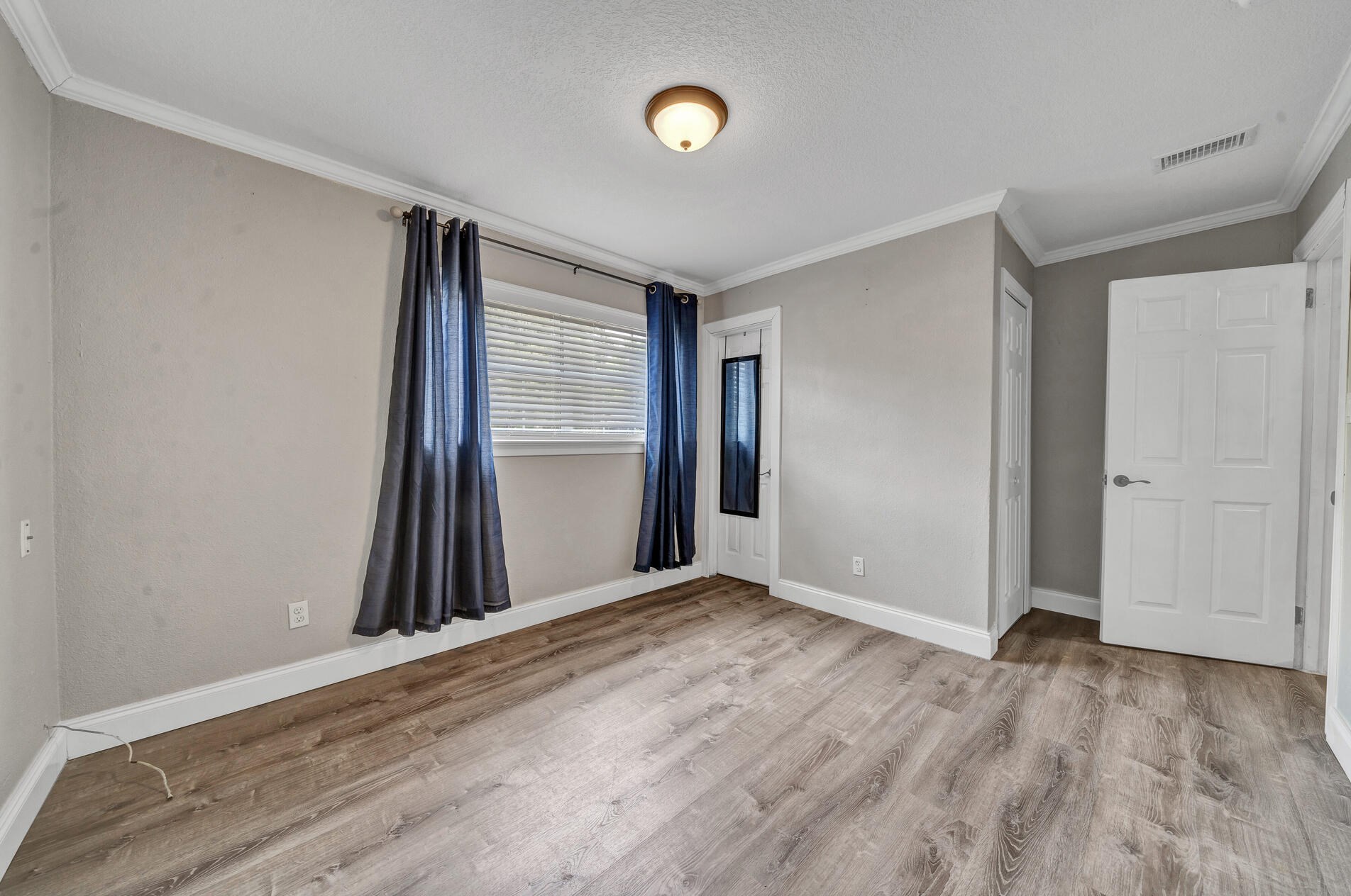 37 Ferry Rd, Fort Walton Beach FL  32548-5169 exterior