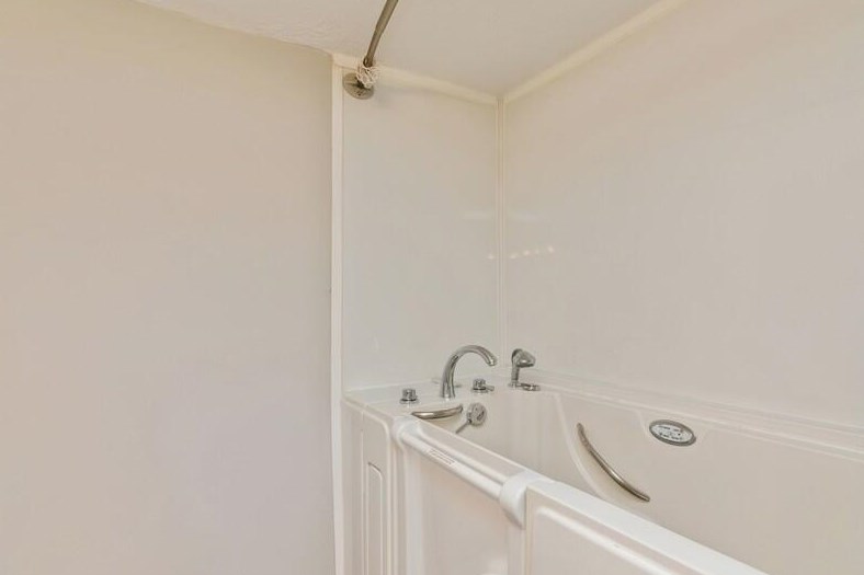 180 Harris Rd, Fort Walton Beach FL  32547-2515 exterior