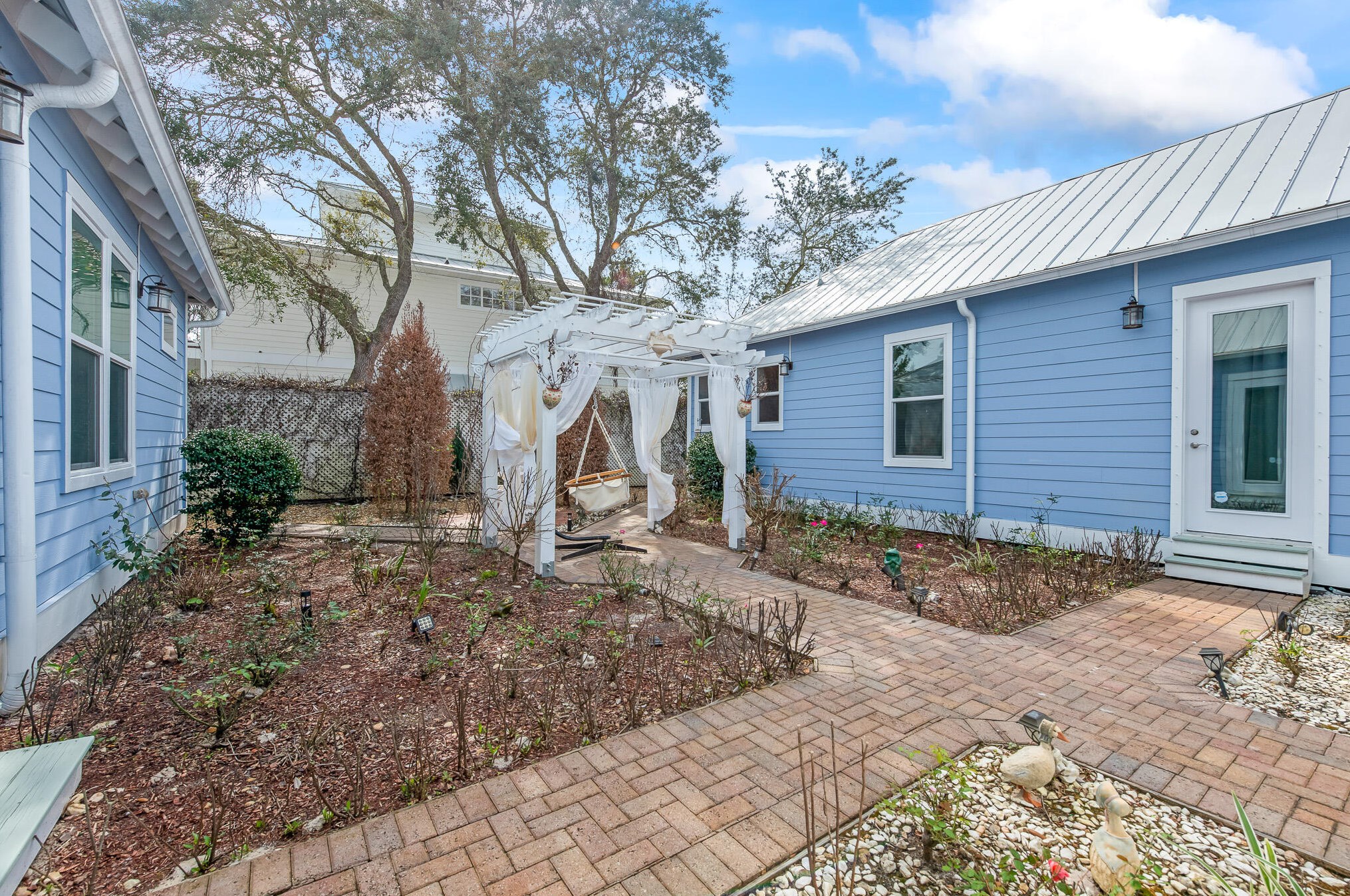 196 Hilltop Dr, Santa Rosa Beach FL  32459-8608 exterior