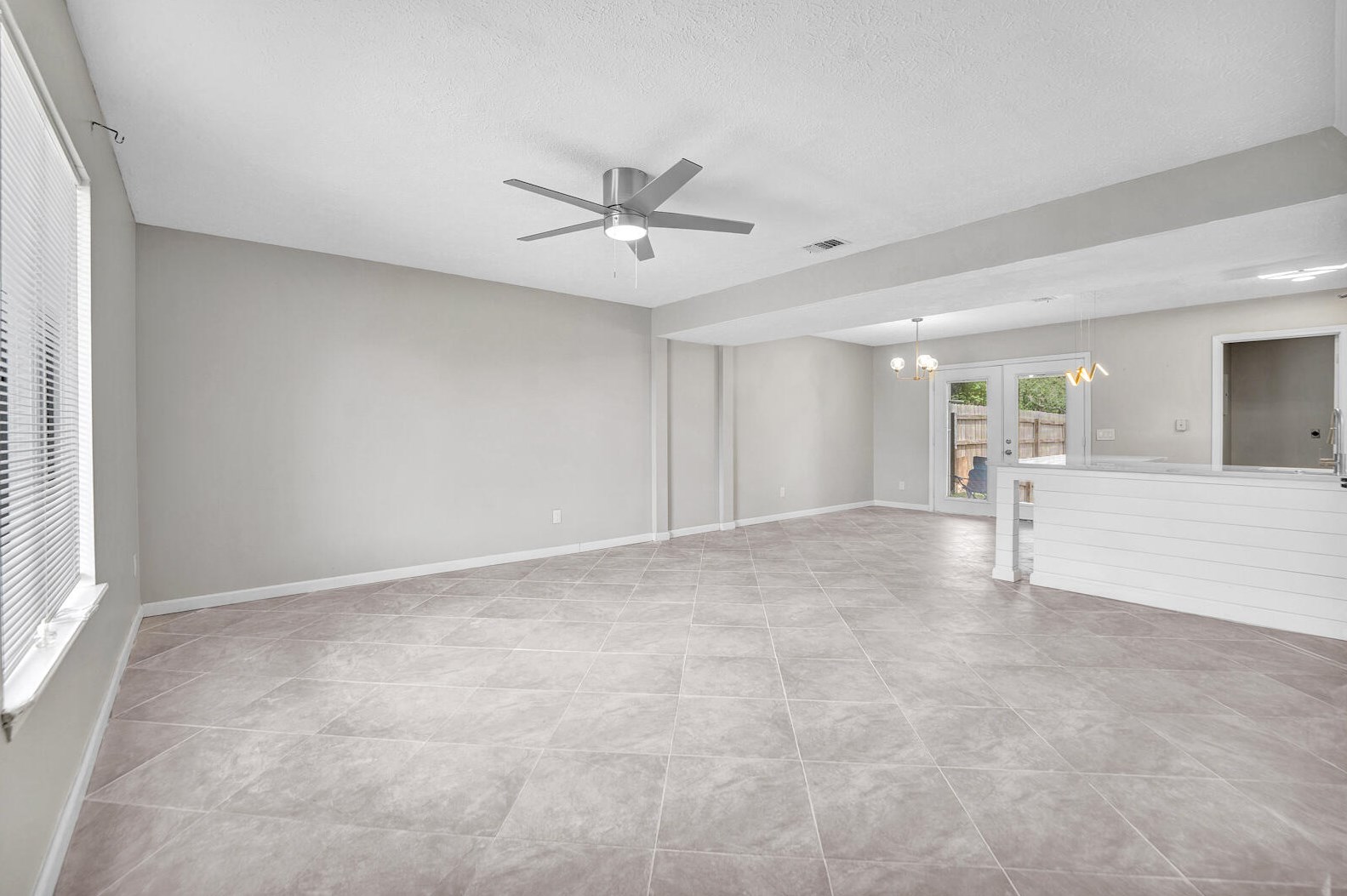 1212 Stephen Dr #3, Panama City, FL 32405