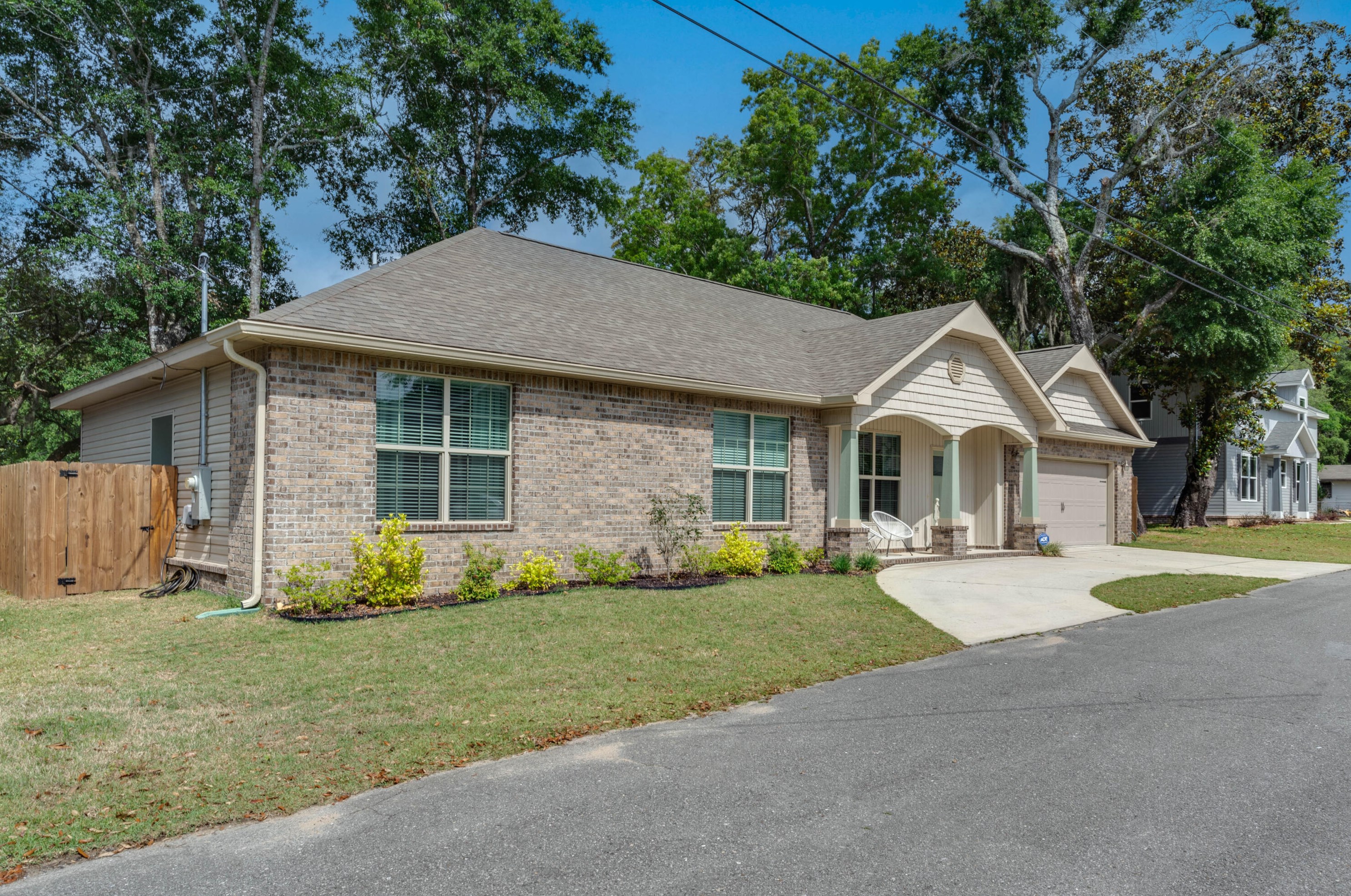 1309 Cedar Ave, Niceville, FL 32578-3111