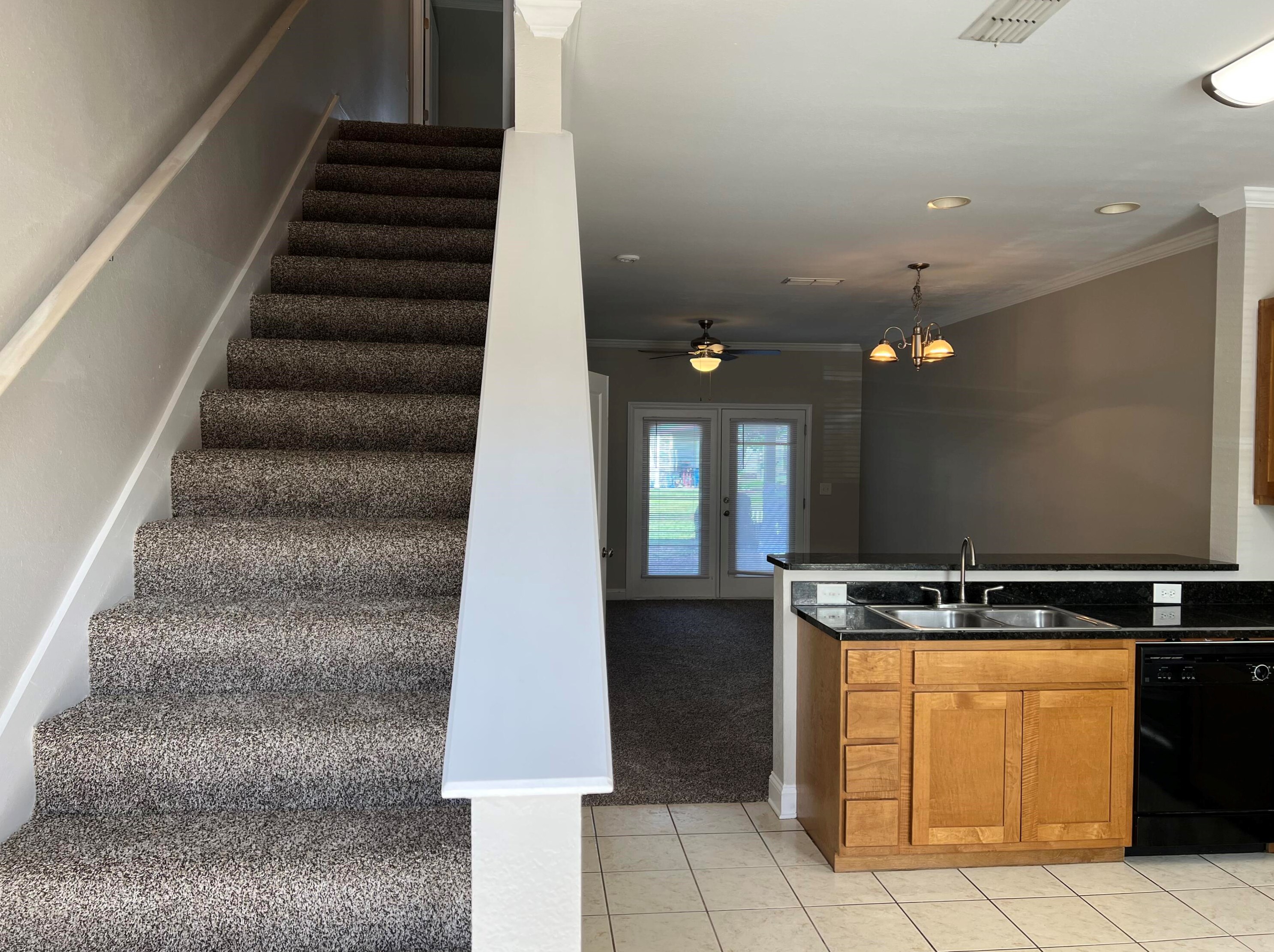 31 N Sand Palm Rd, Freeport, FL 32439