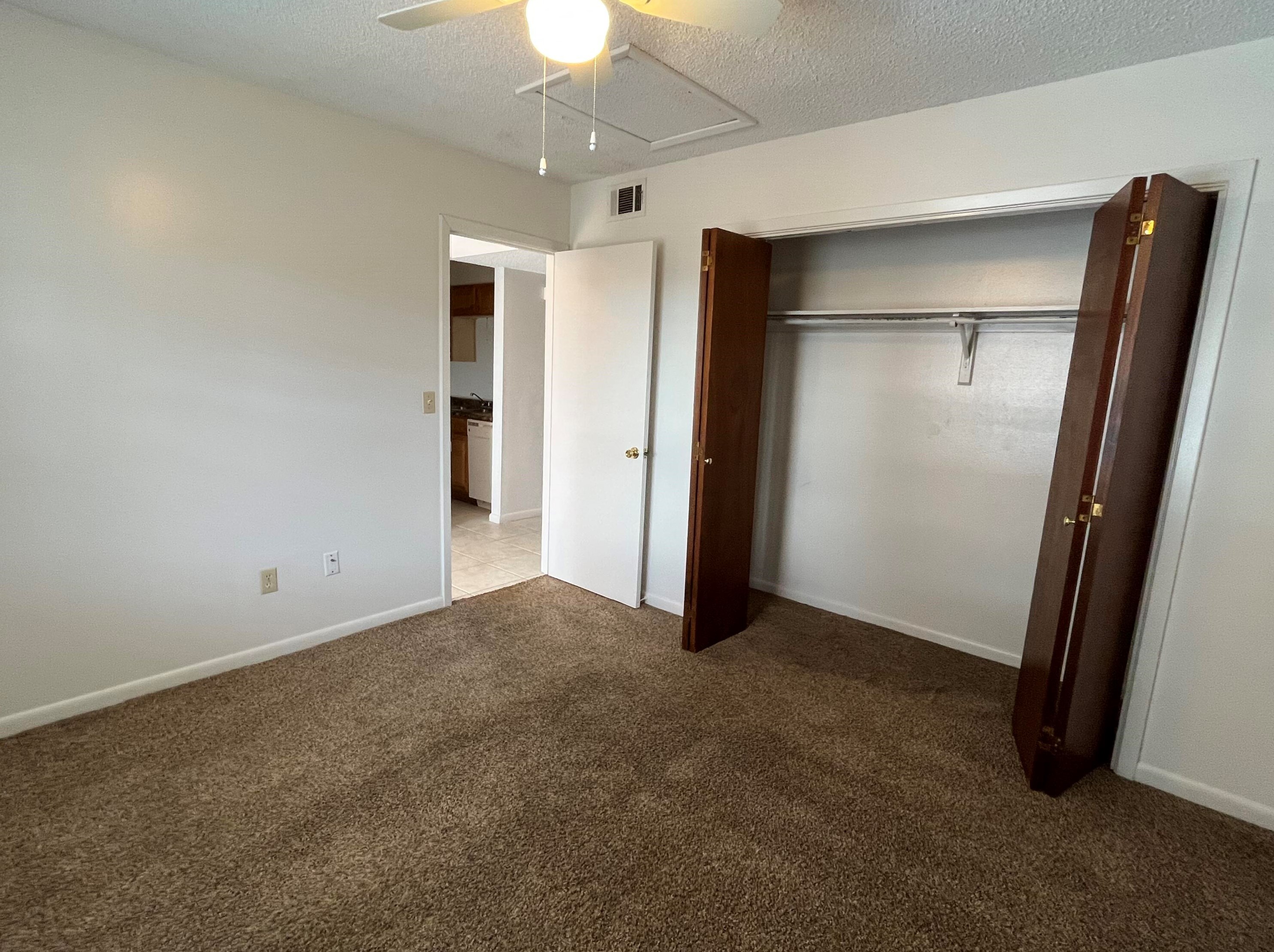 111 Classic Ct, Fort Walton Beach, FL 32548
