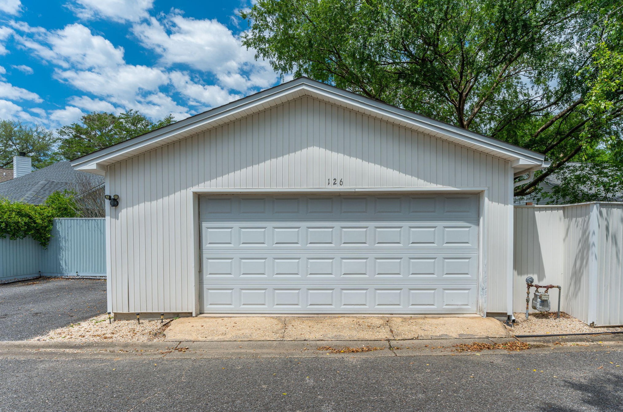 126 Parkwood Dr, Niceville FL  32578-9768 exterior