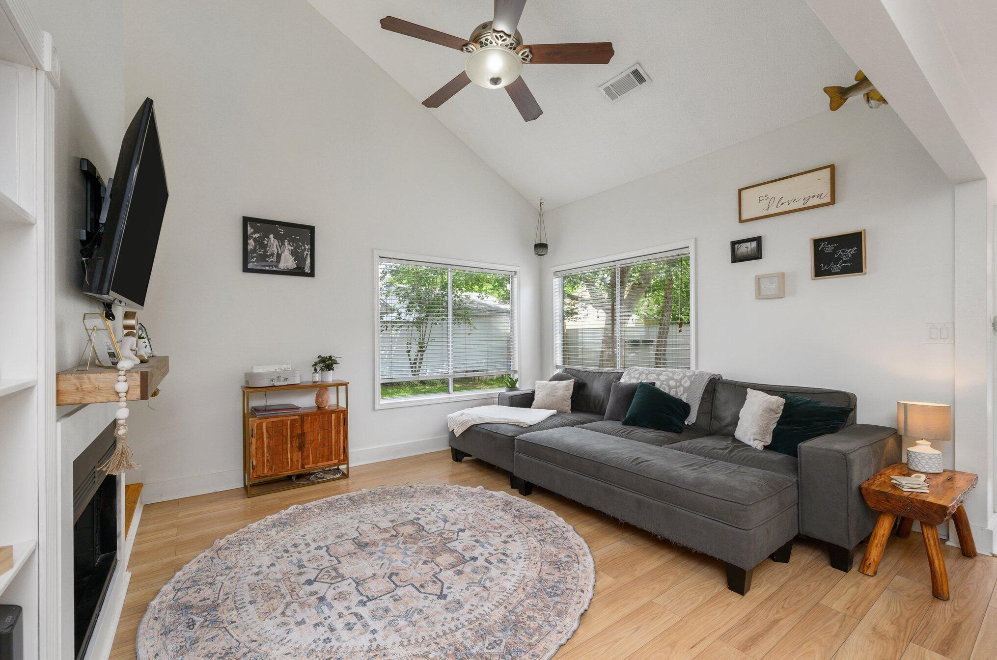 126 Parkwood Dr, Niceville FL  32578-9768 exterior