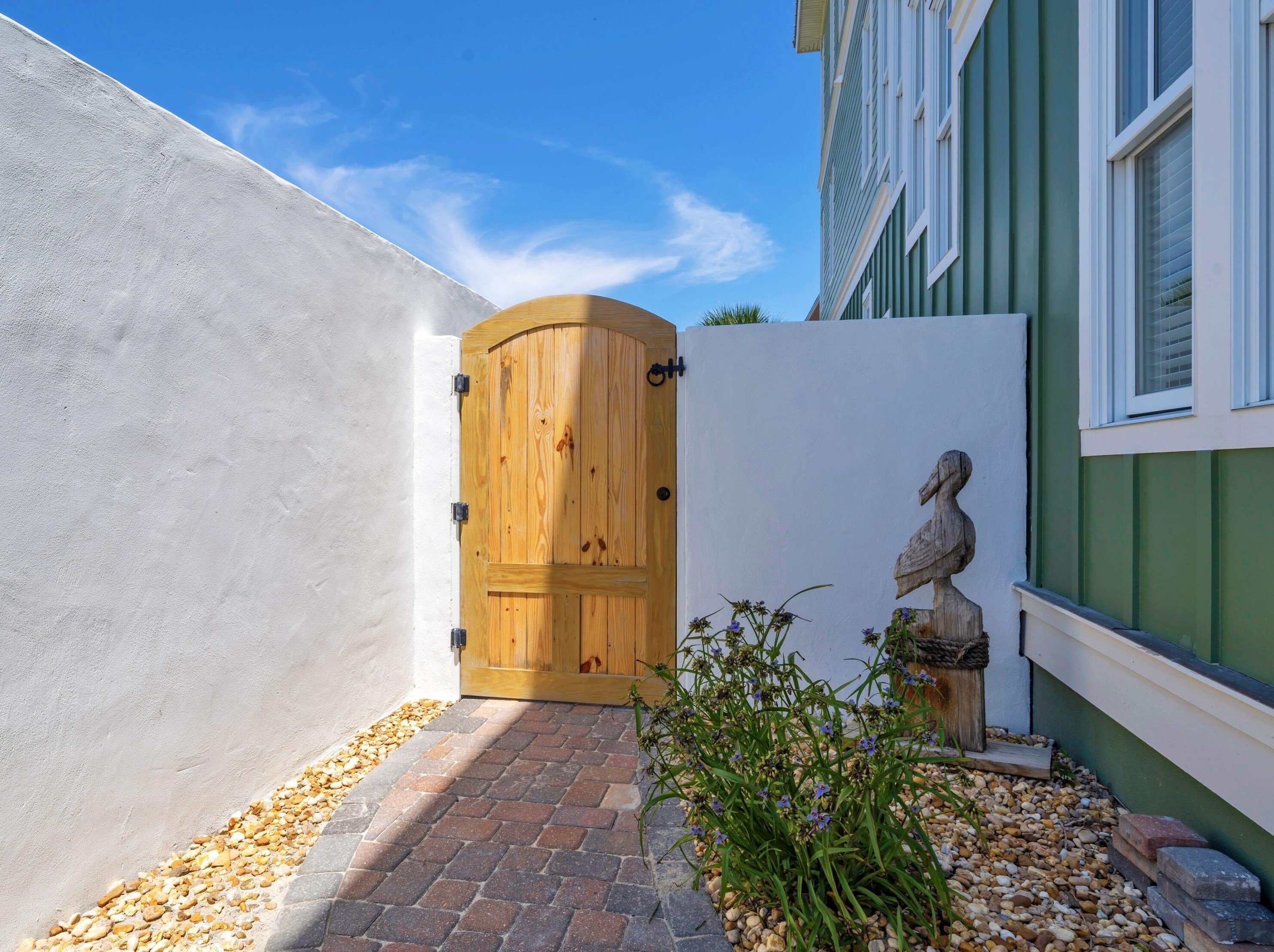 17820 Front Beach Rd #b, Panama City, FL 32413