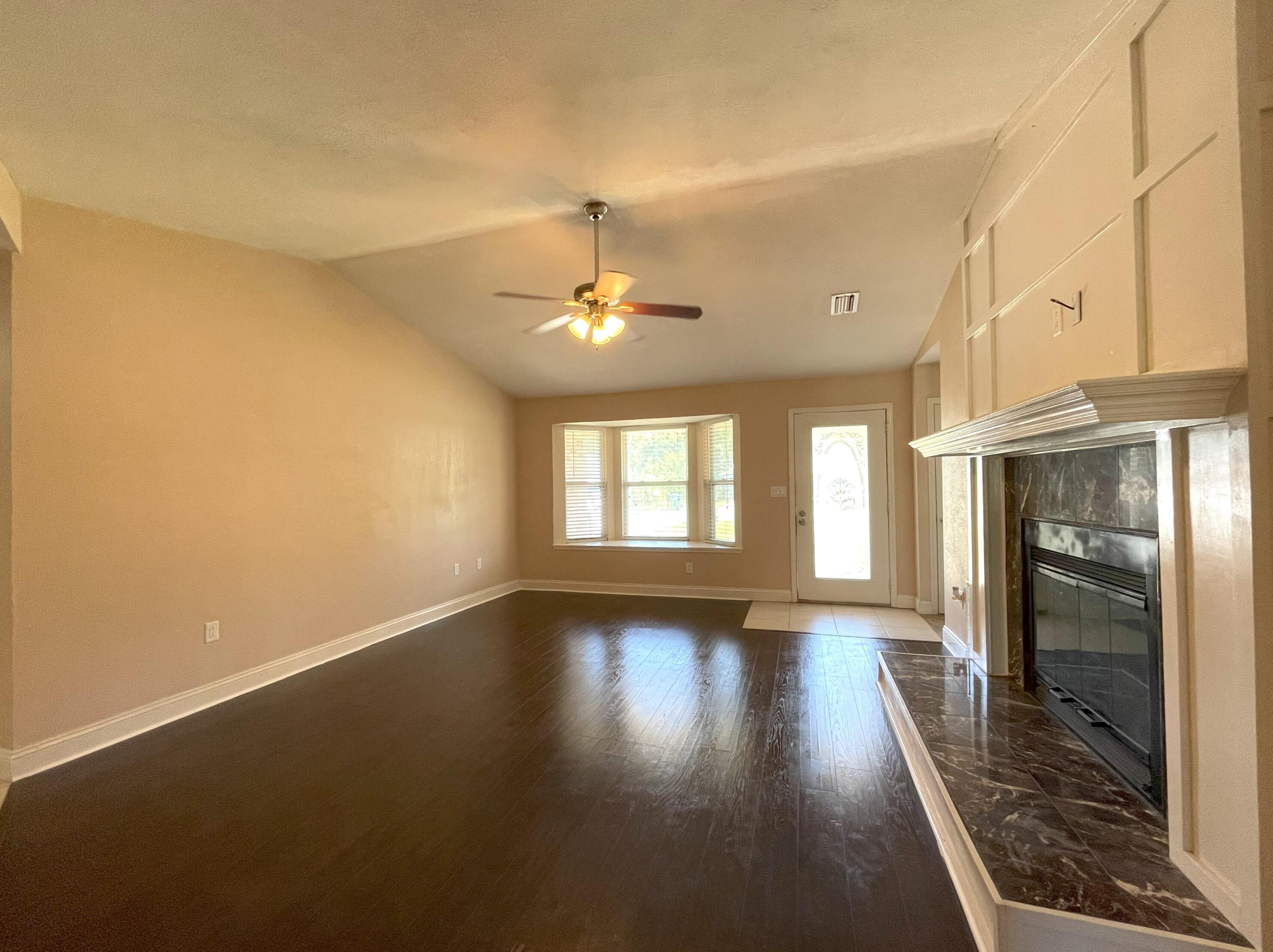 408 Ashley Dr, Crestview, FL 32536-9293
