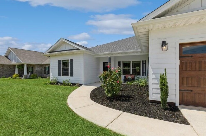 5624 Price Plantation Rd, Crestview FL  32531-9415 exterior