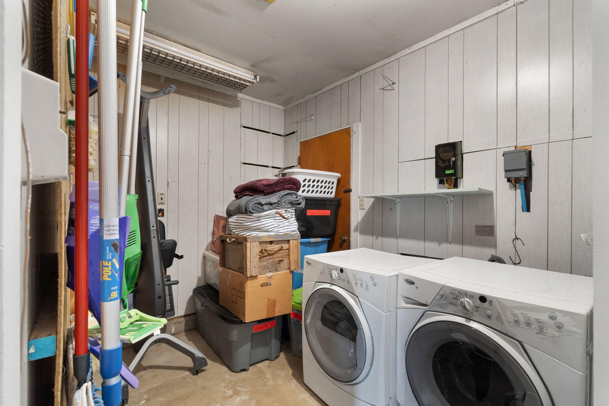 711 Marcia Cir, Mary Esther FL  32569-2014 exterior