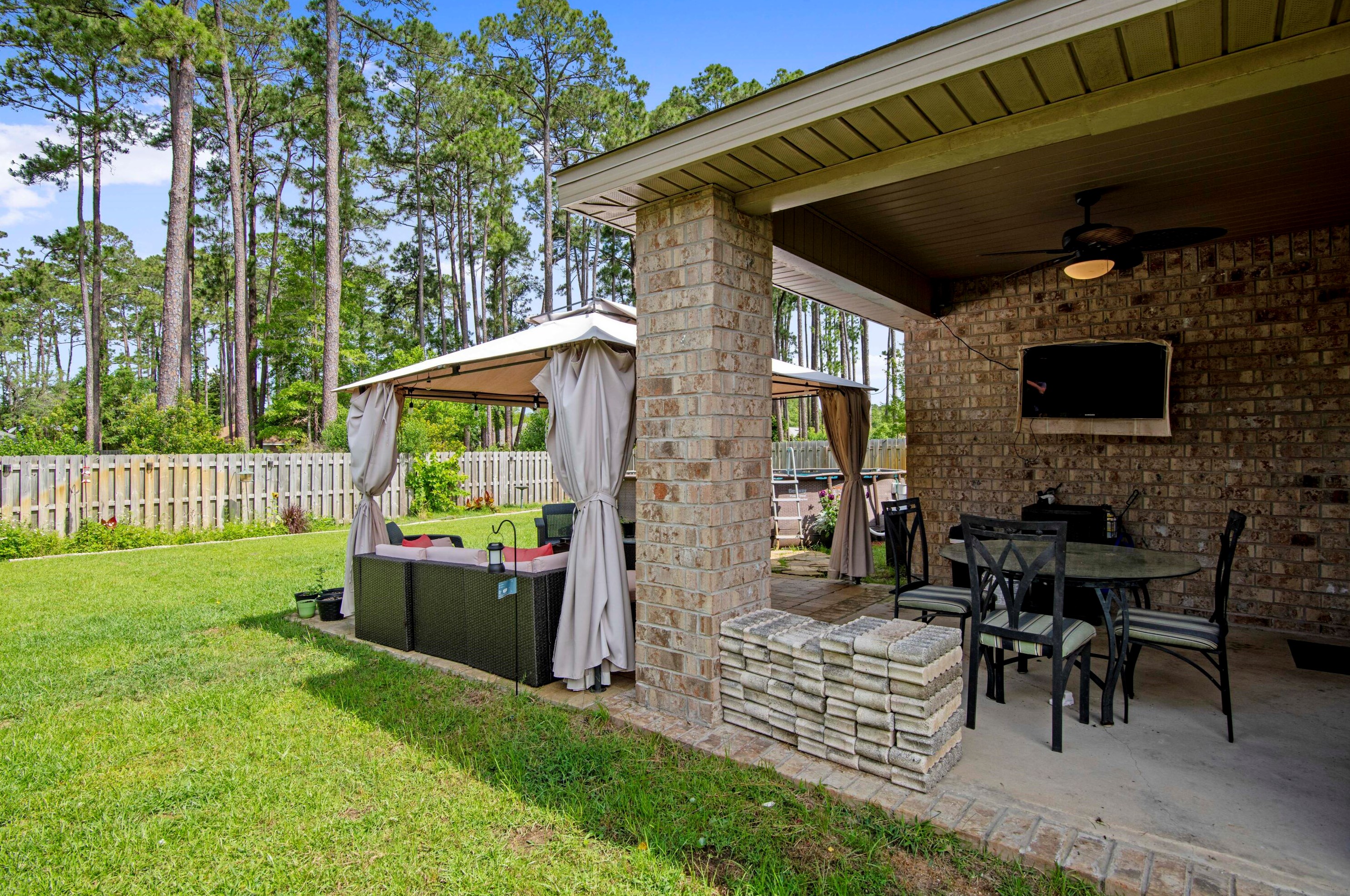 624 Cocobolo Dr, Santa Rosa Beach FL  32459-8075 exterior