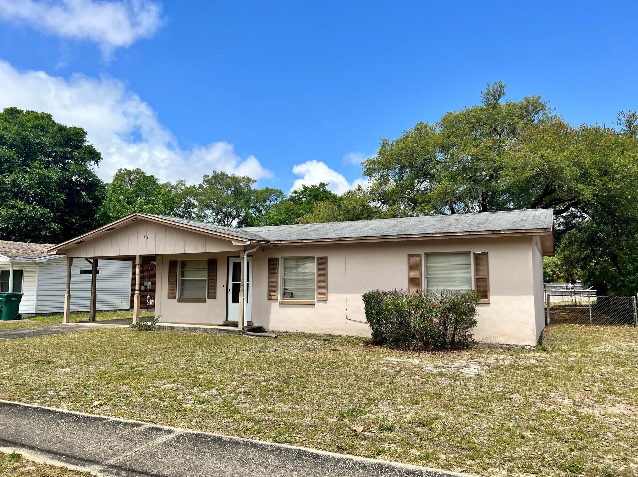512 Newcastle Dr, Fort Walton Beach, FL 32547-2454