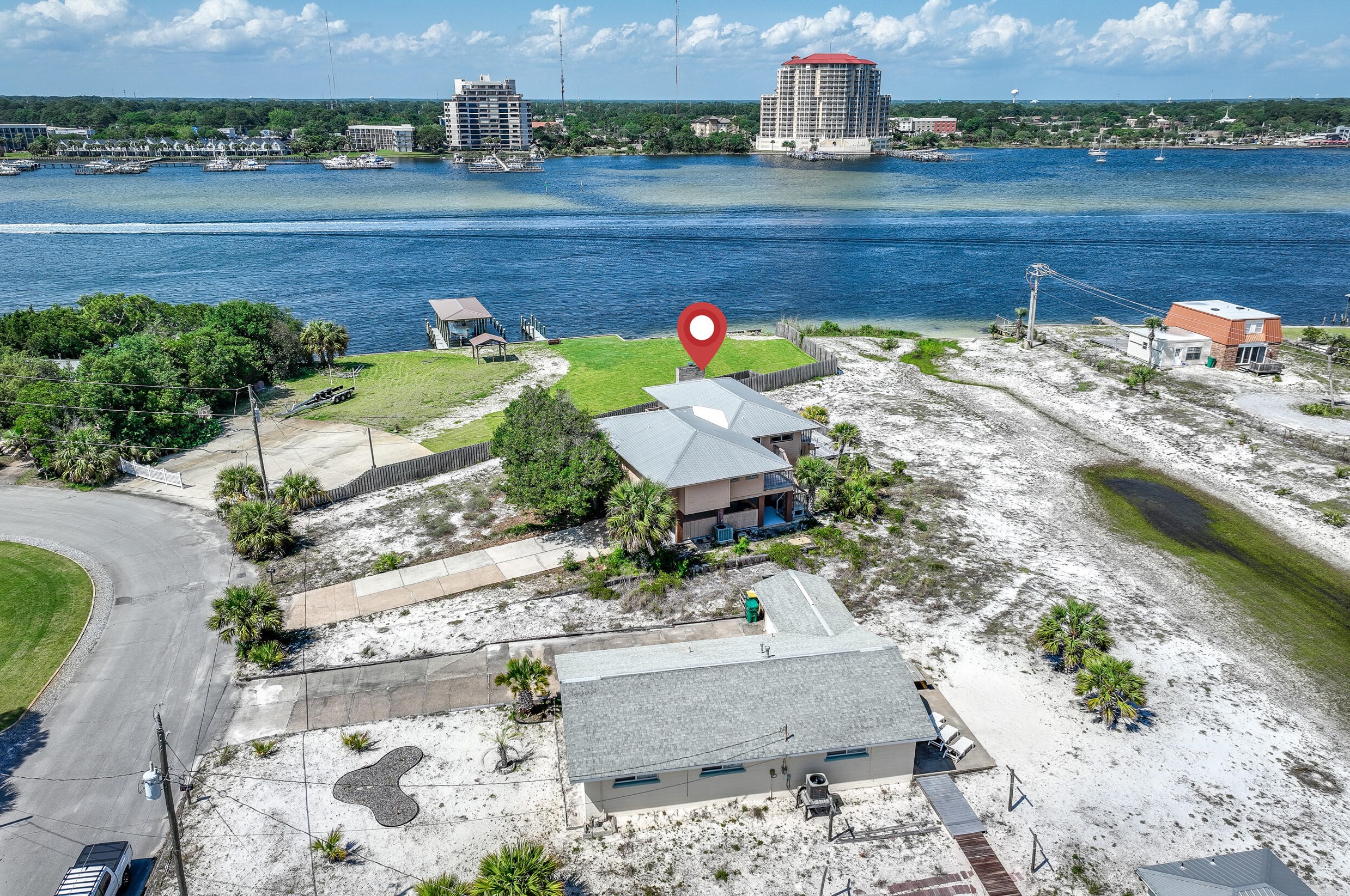 807 Tarpon Dr, Fort Walton Beach, FL 32548-6023