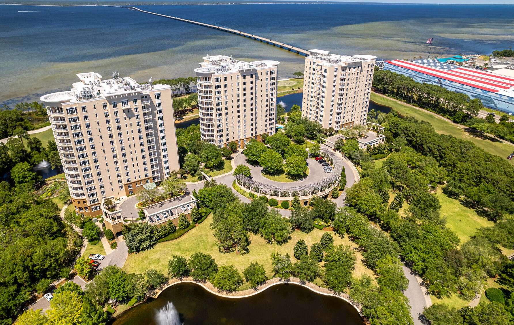 400 Kelly Plantation Dr, Destin FL 32541-8459 exterior