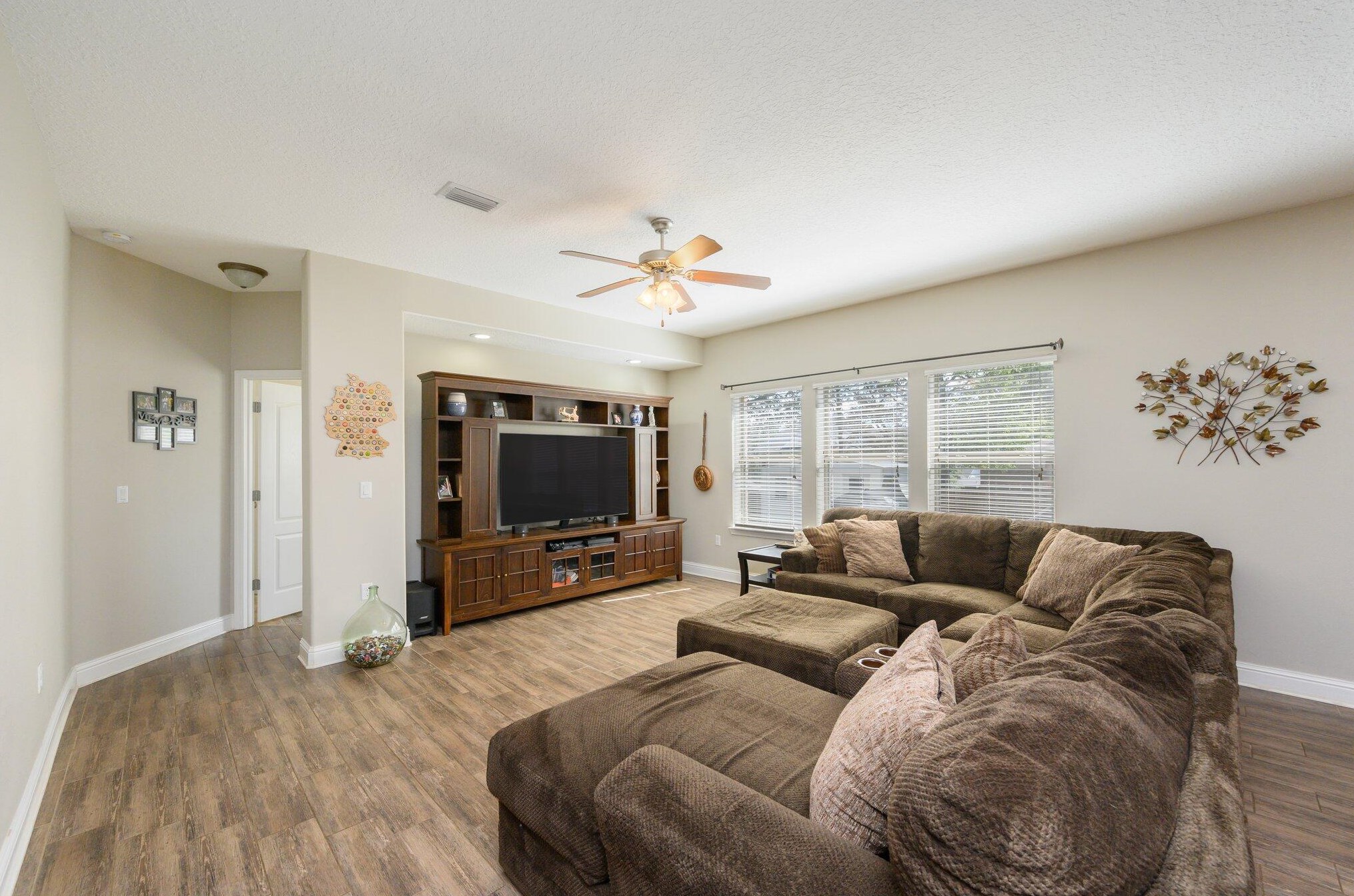 5452 Brook Dr, Crestview FL  32539-9001 exterior
