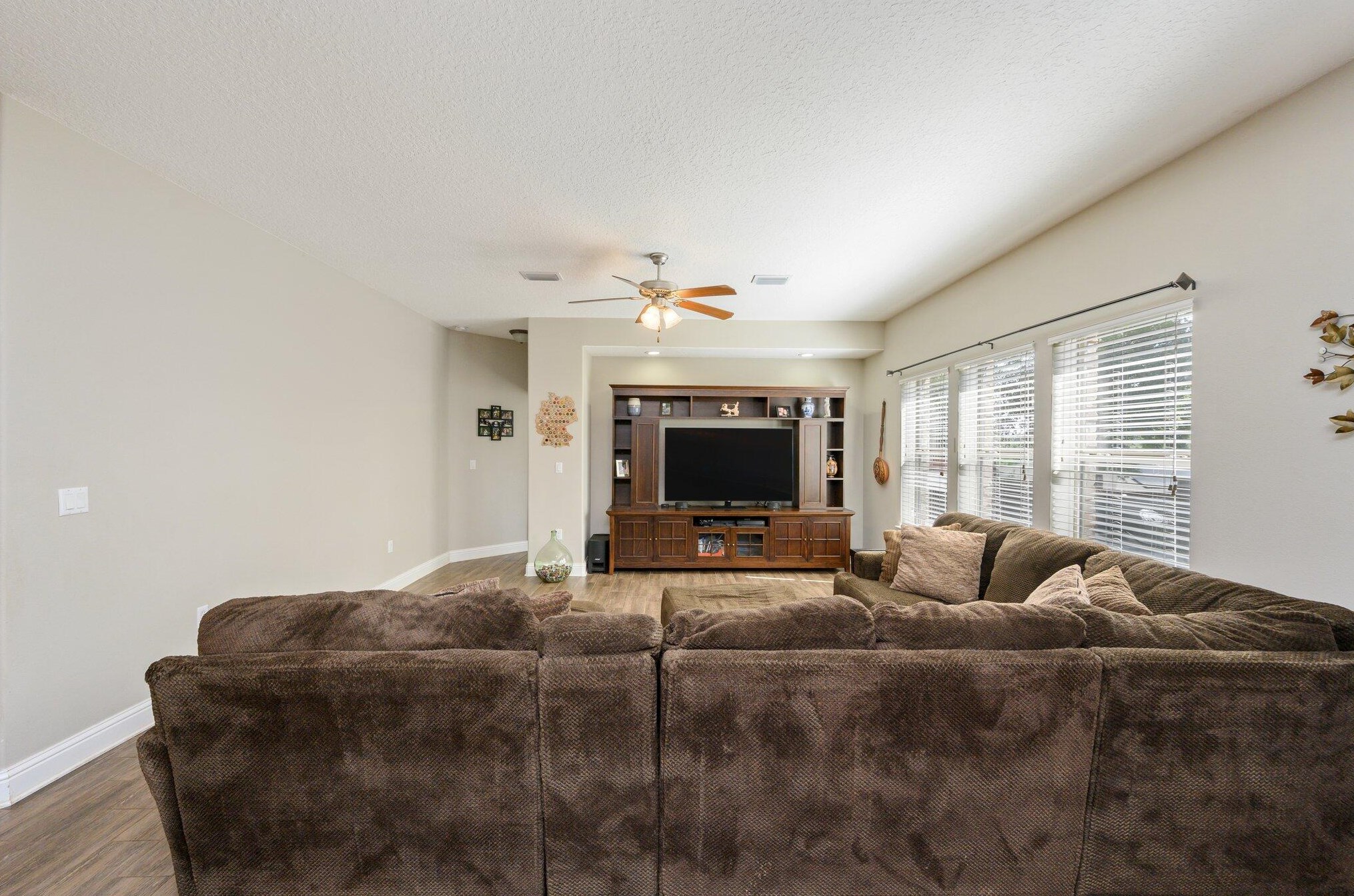 5452 Brook Dr, Crestview FL  32539-9001 exterior