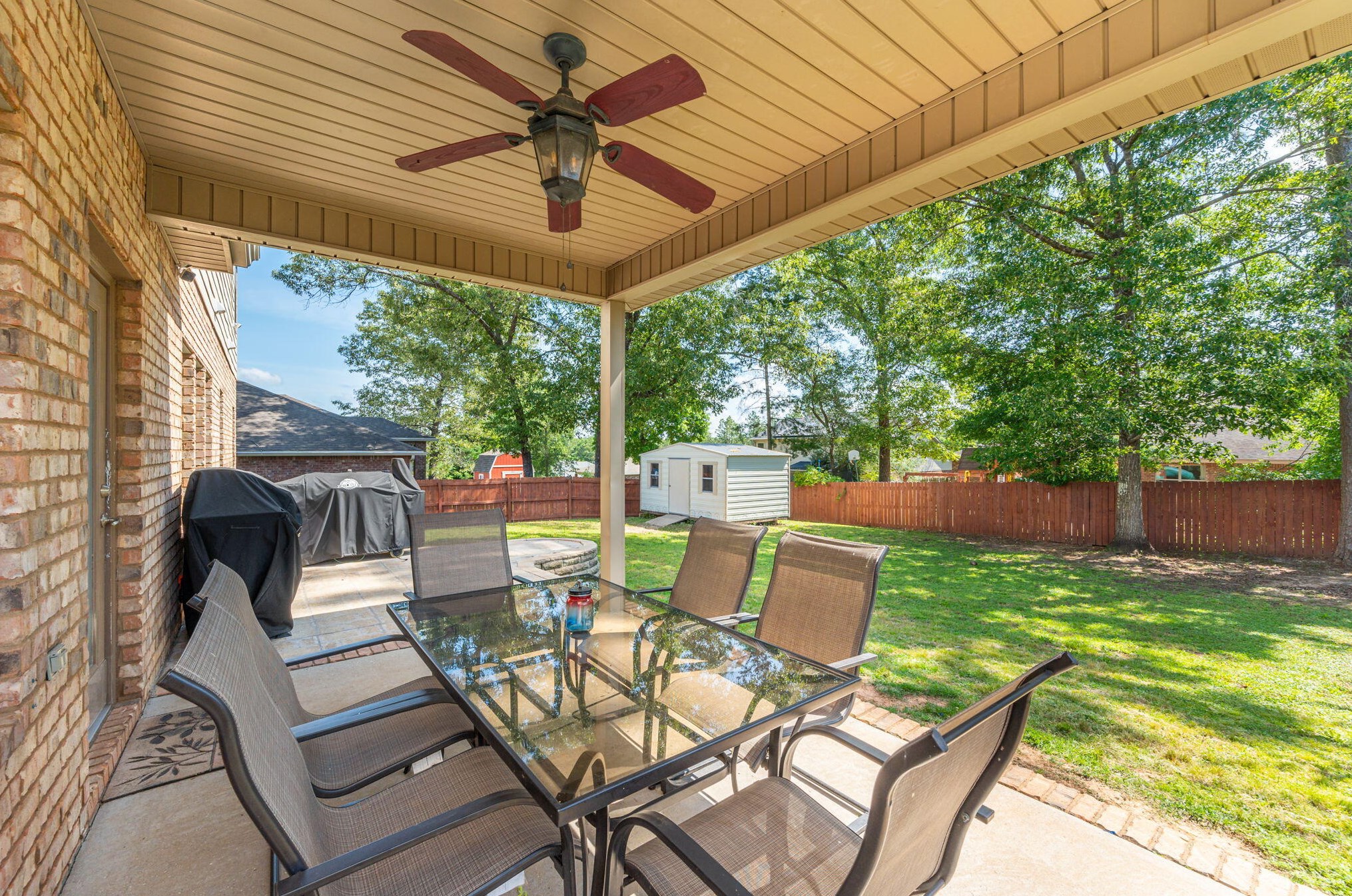 5452 Brook Dr, Crestview FL  32539-9001 exterior