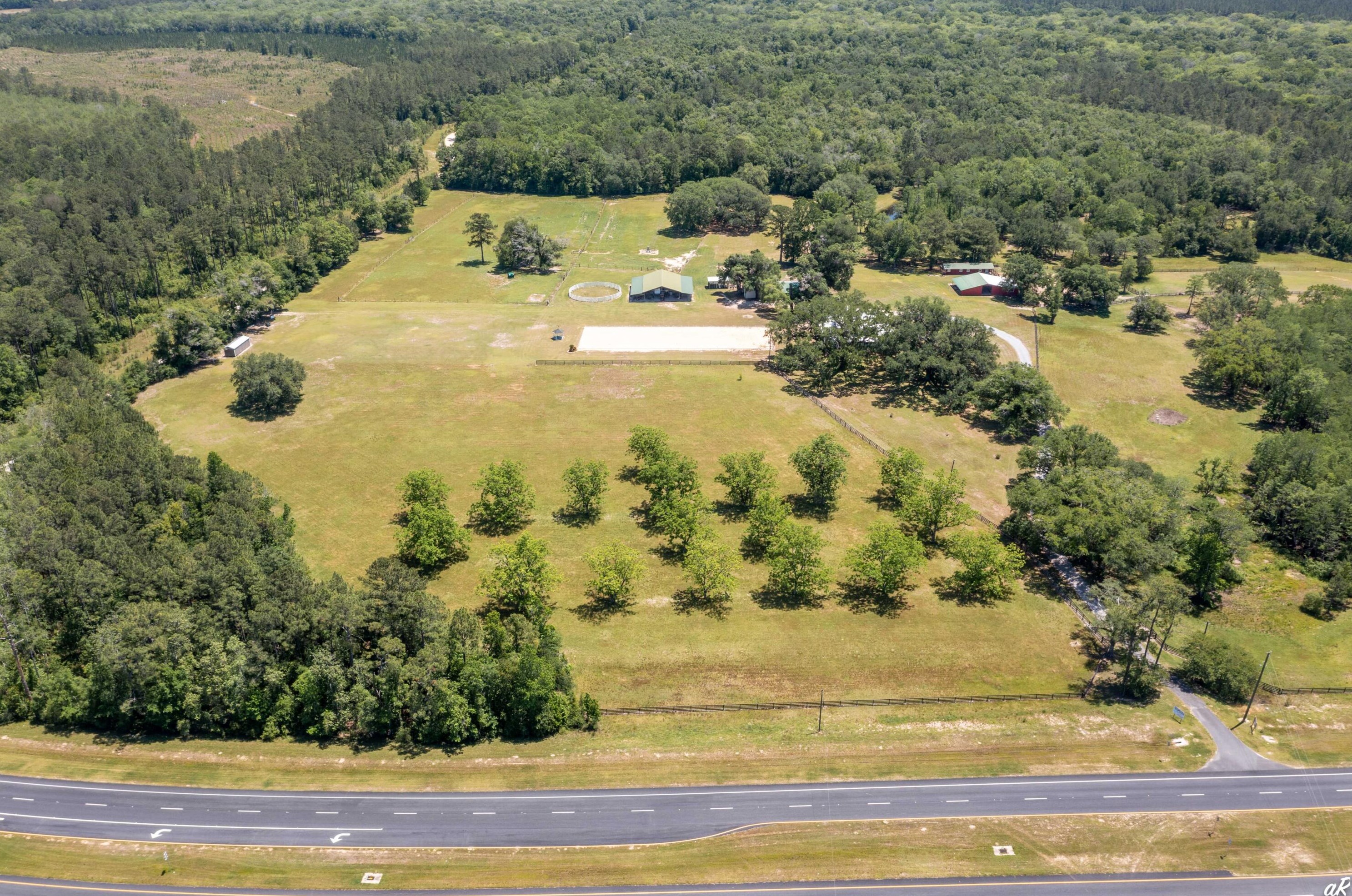 2513 Hwy 79, Vernon, FL 32462