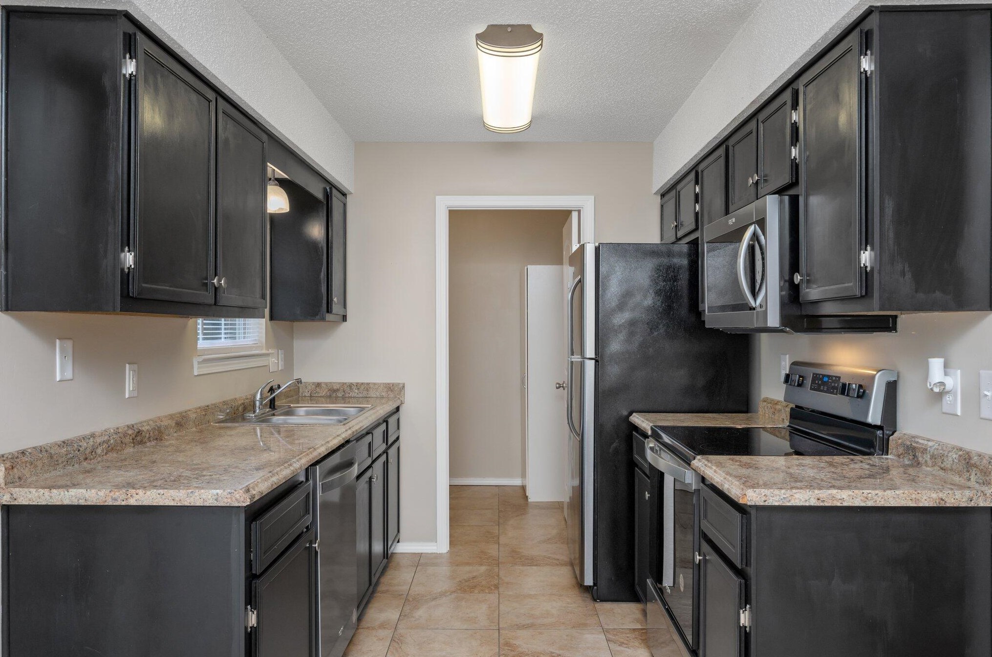 322 Ray Ave, Crestview, FL 32536