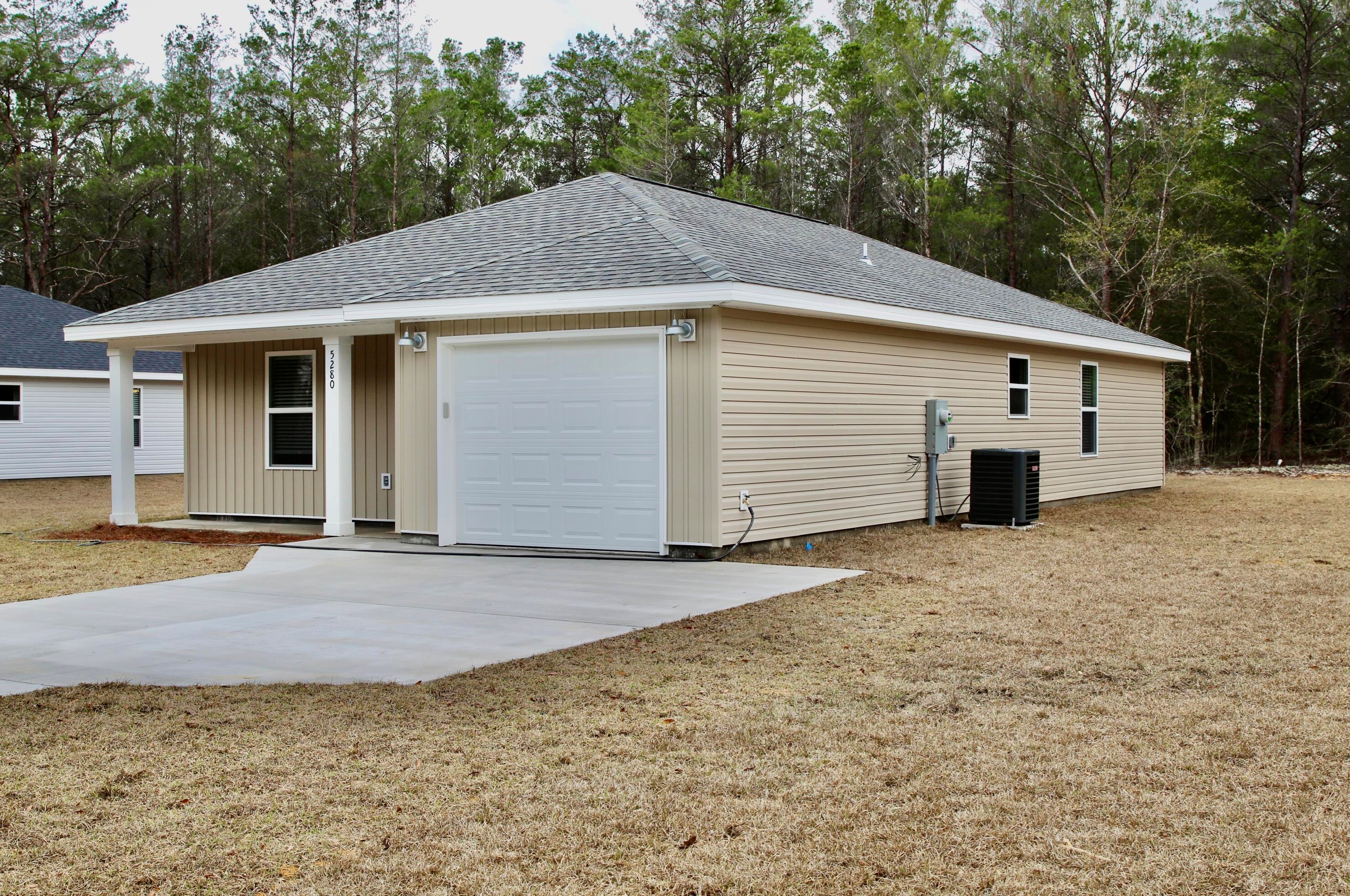 5304 Kervin Rd, Crestview, FL 32539