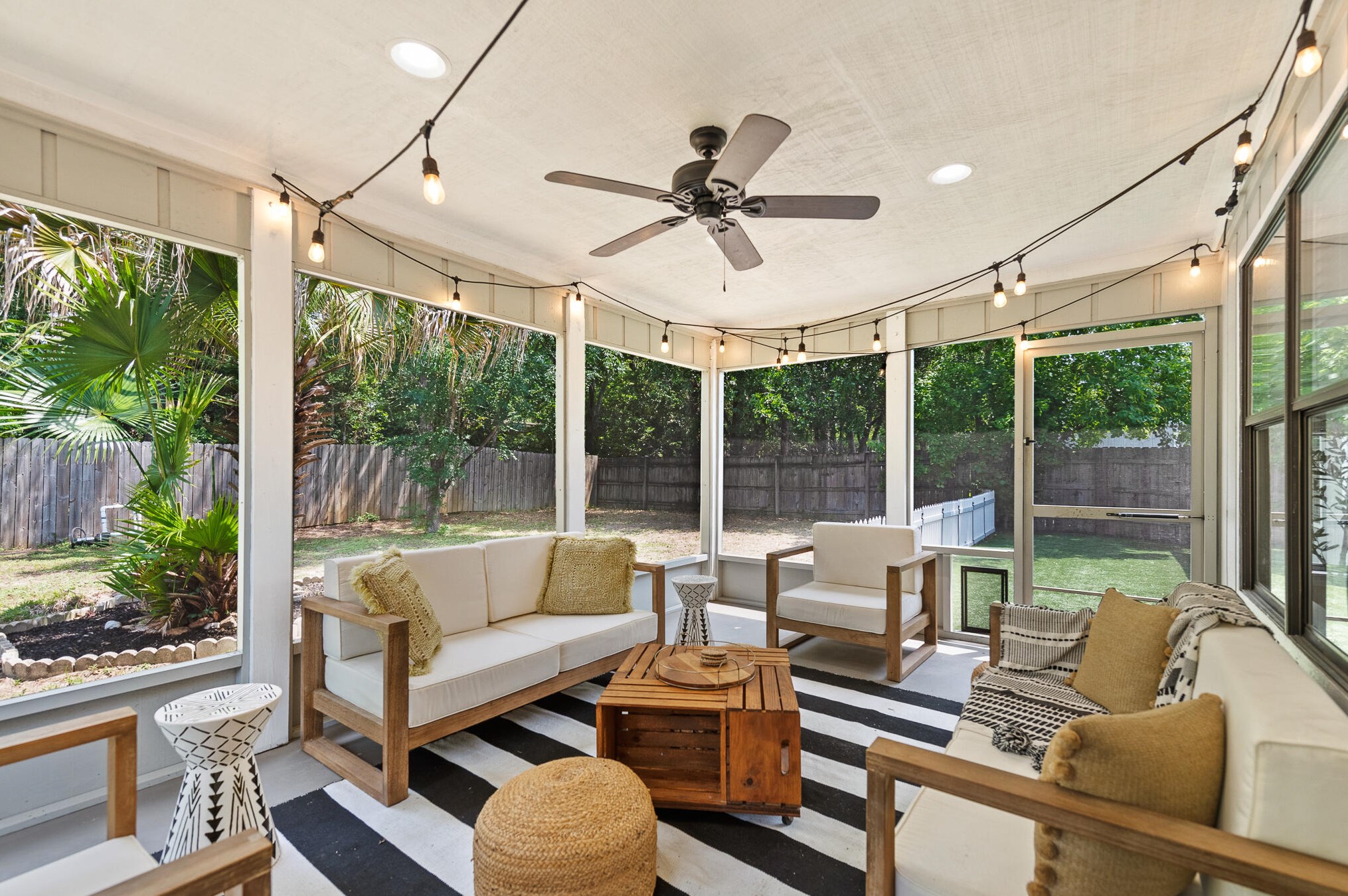 112 Meadow Woods Ln, Niceville FL  32578-3912 exterior