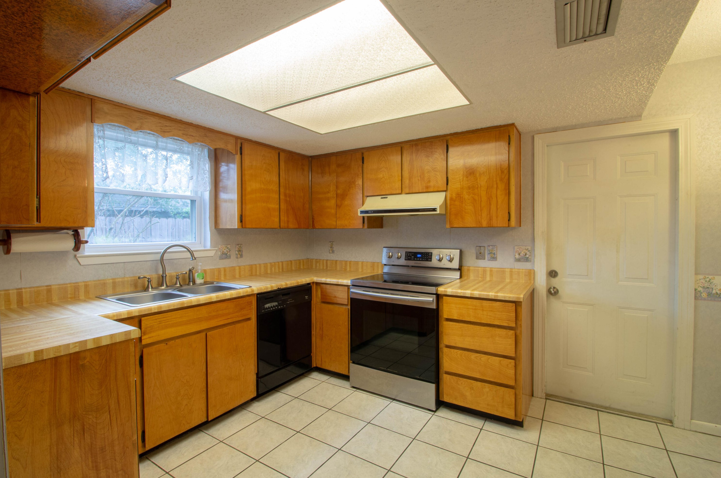 625 Ironwood Dr, Fort Walton Beach FL  32547-2939 exterior