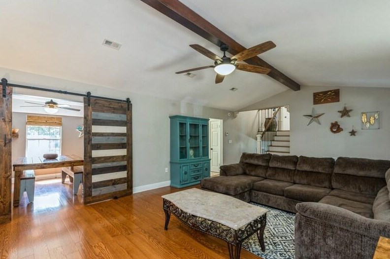 525 Shoal River Dr, Crestview FL  32539-8359 exterior
