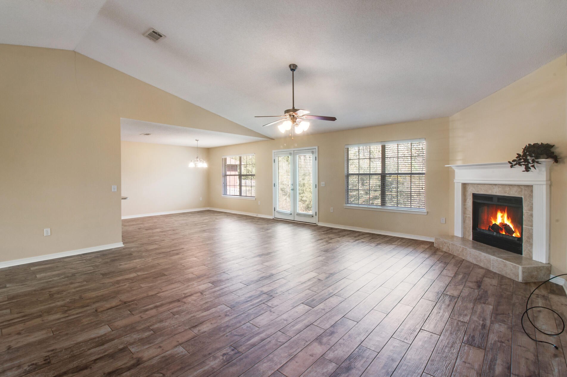 232 Raptor Dr, Crestview FL  32536-5298 exterior