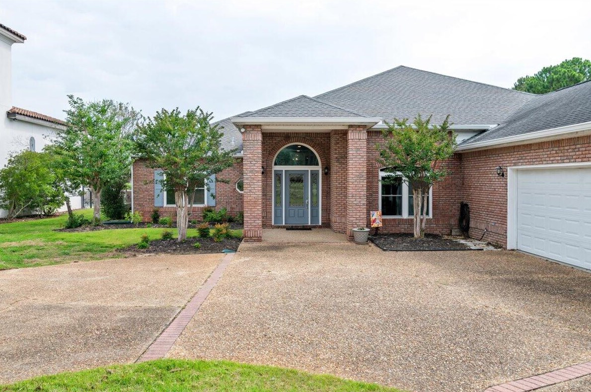 128 Country Club Dr, Destin FL  32541-4418 exterior