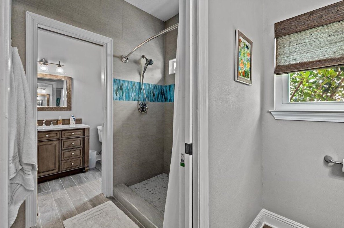 128 Country Club Dr, Destin FL  32541-4418 exterior