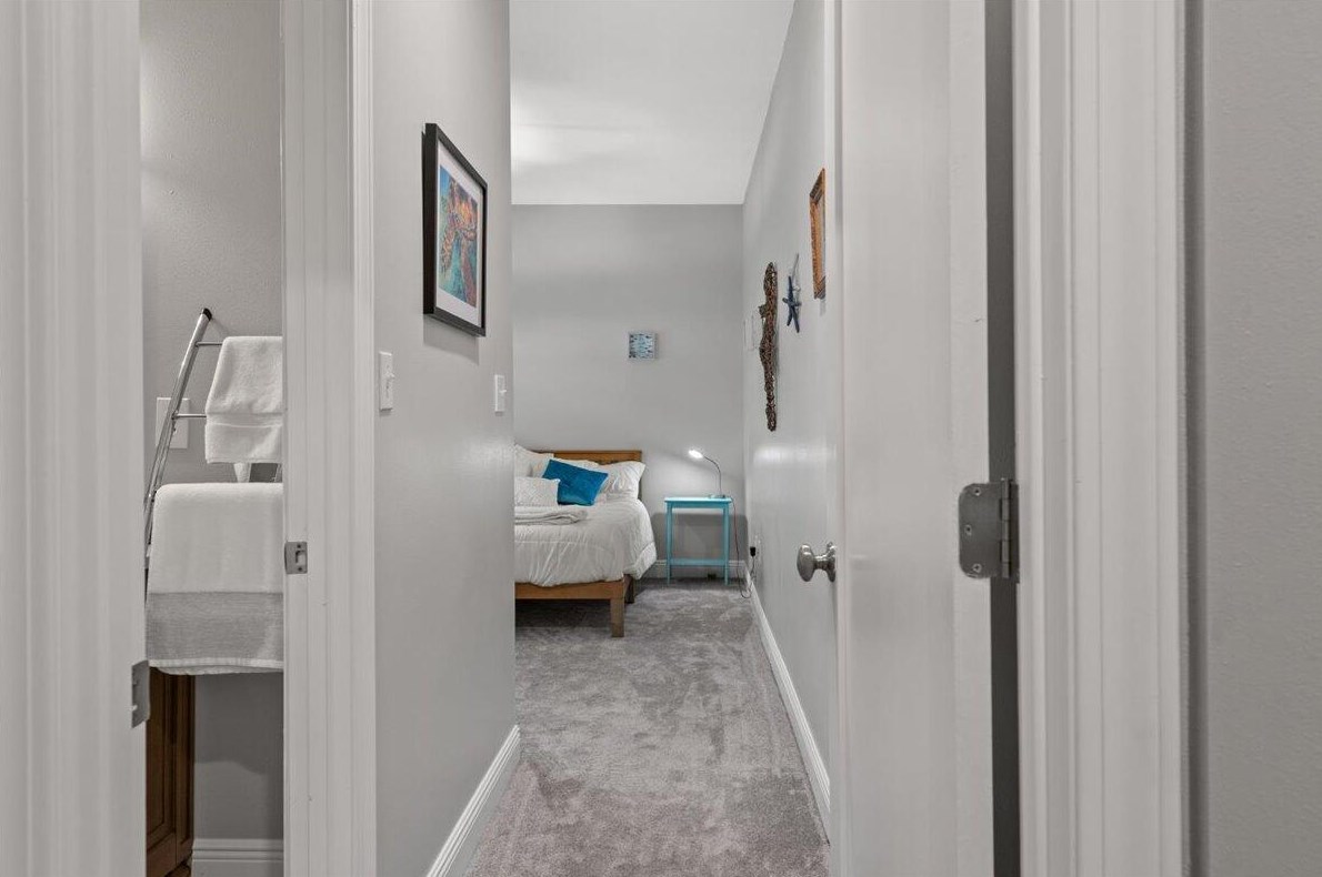 128 Country Club Dr, Destin FL  32541-4418 exterior