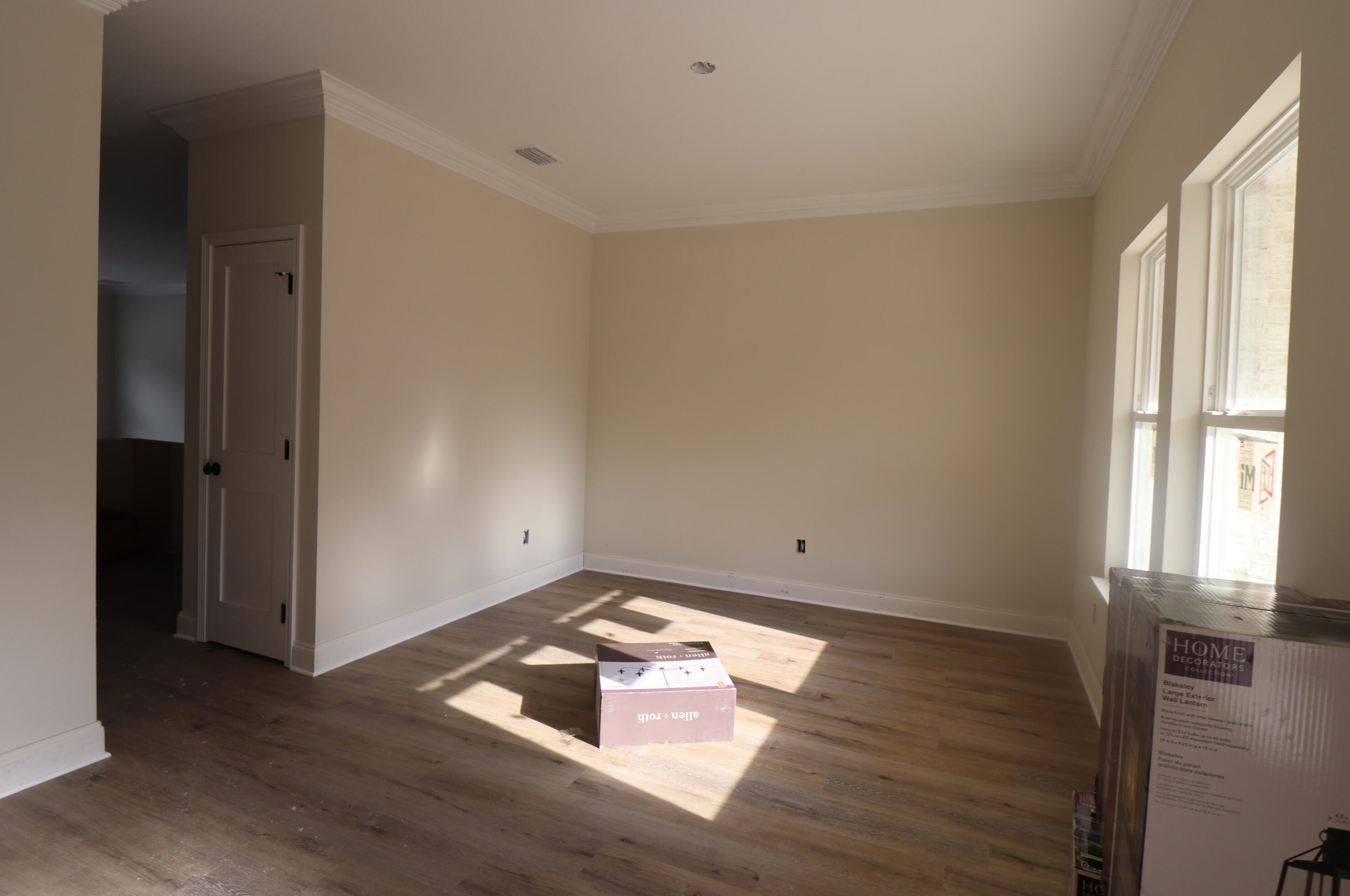 101 Doodle Ave, Fort Walton Beach, FL 32547