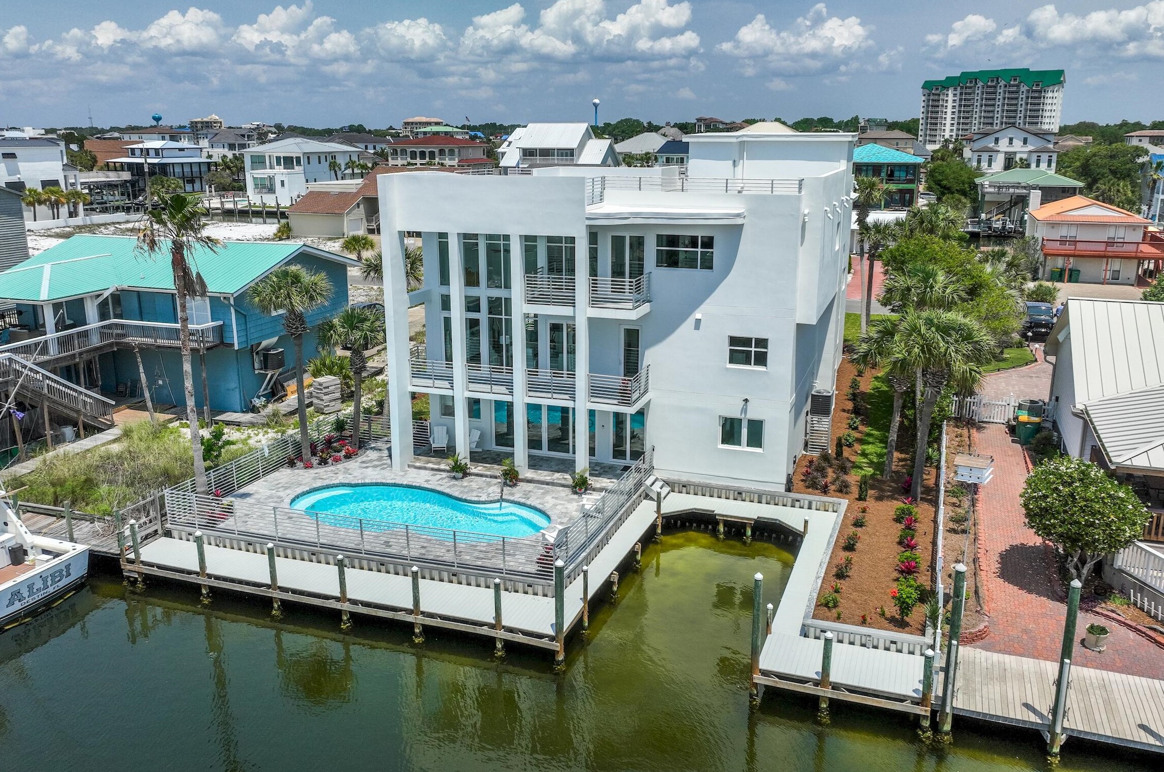 612 Magnolia Dr, Destin FL 32541-3158 exterior