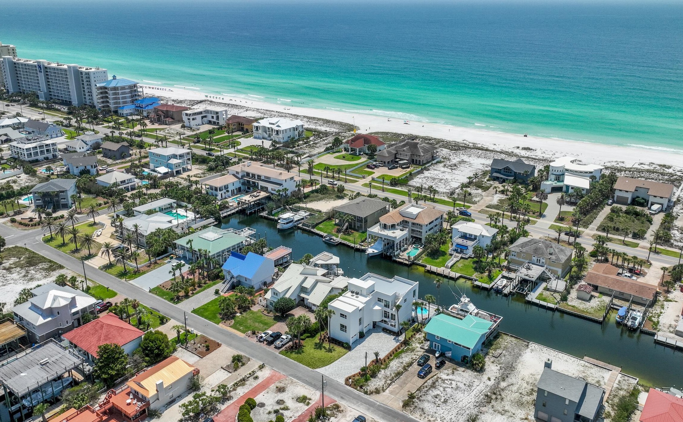 612 Magnolia Dr, Destin FL 32541-3158 exterior