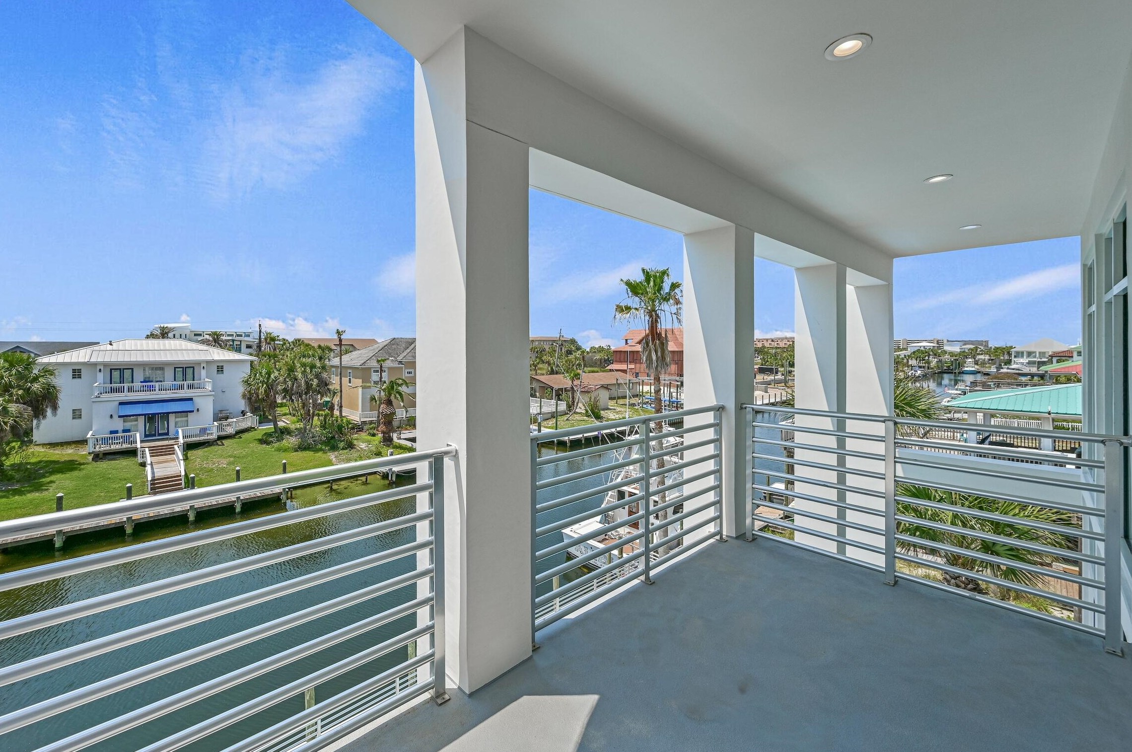 612 Magnolia Dr, Destin FL 32541-3158 exterior