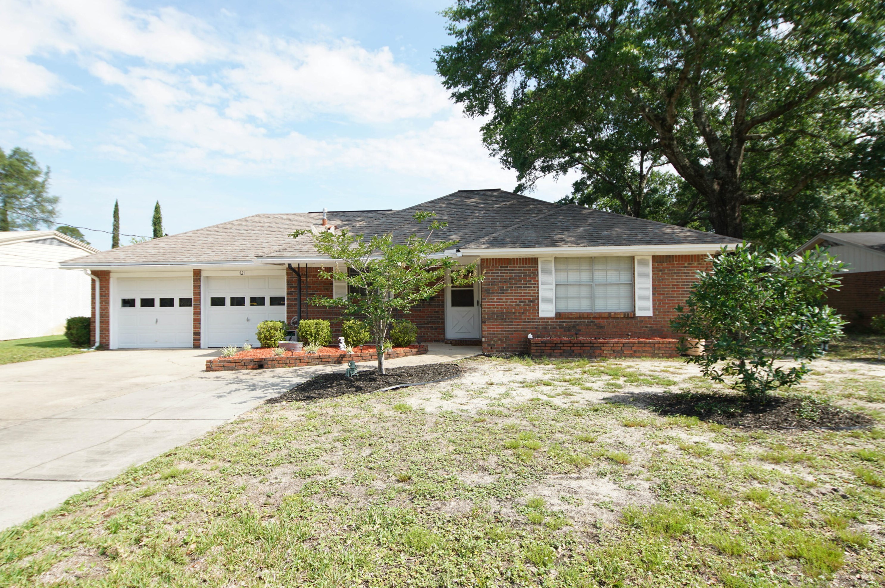 521 22nd St, Niceville, FL 32578-3246