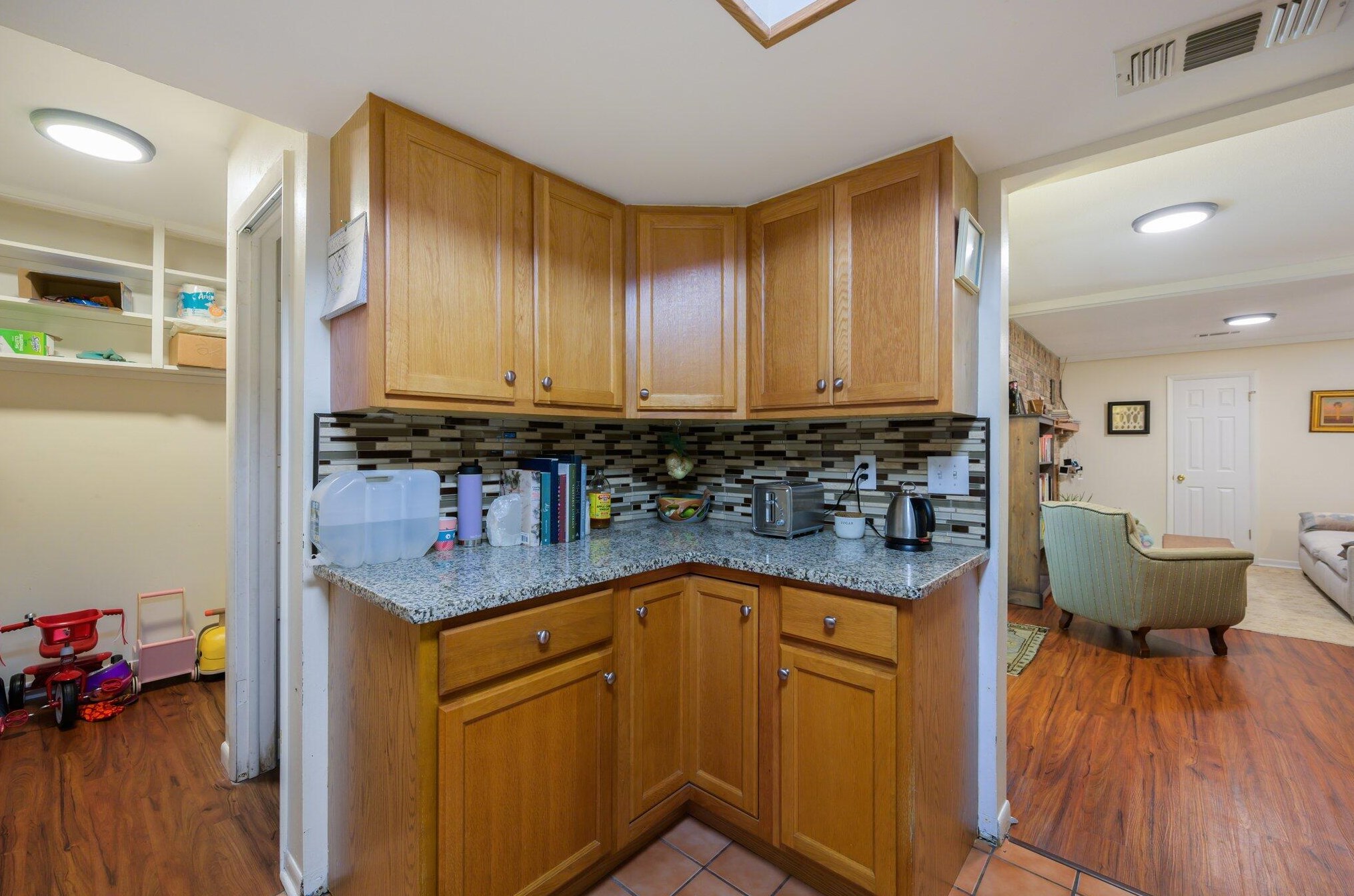 210 Lorraine Dr, Mary Esther FL  32569-1820 exterior