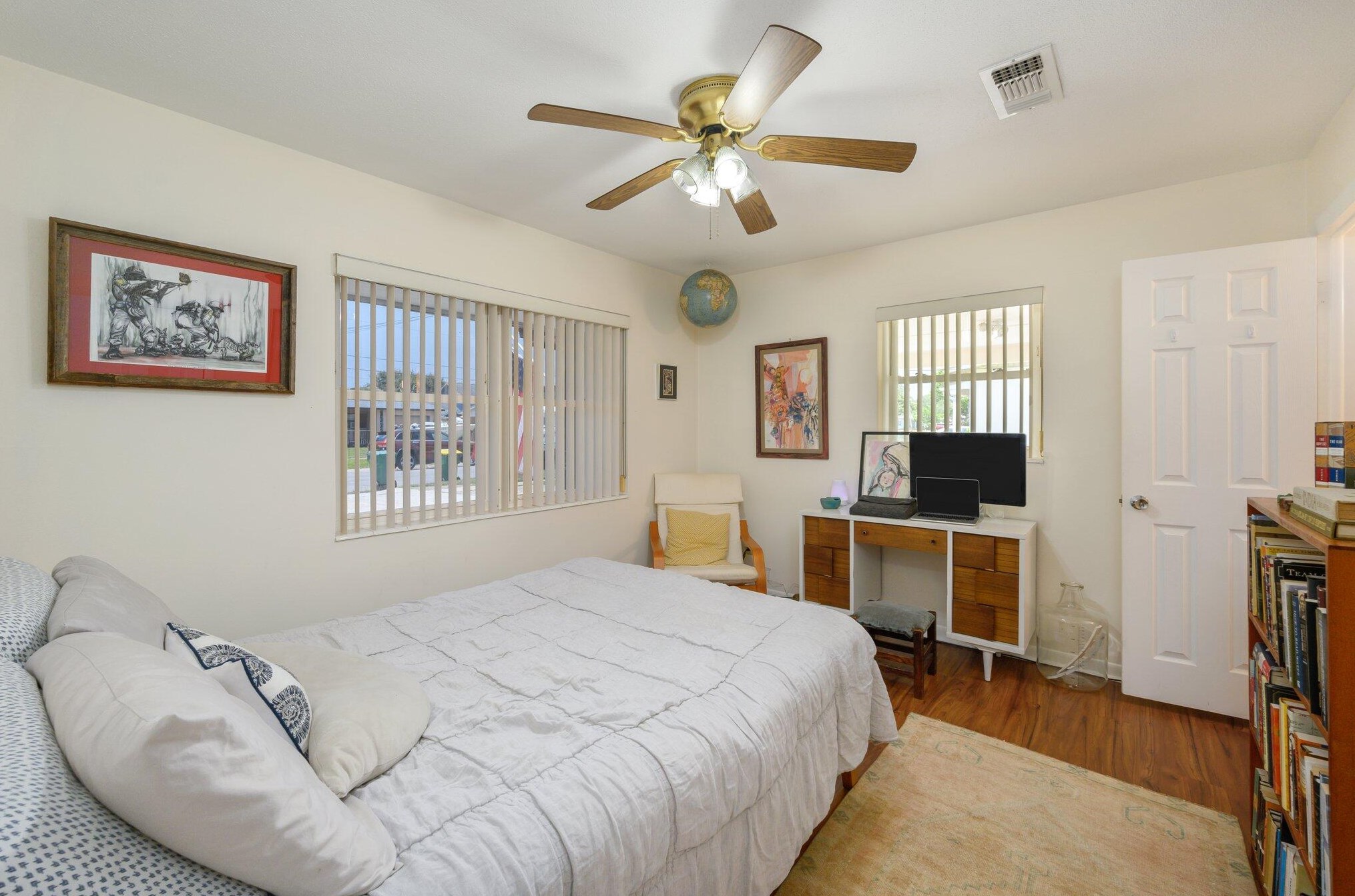 210 Lorraine Dr, Mary Esther FL  32569-1820 exterior