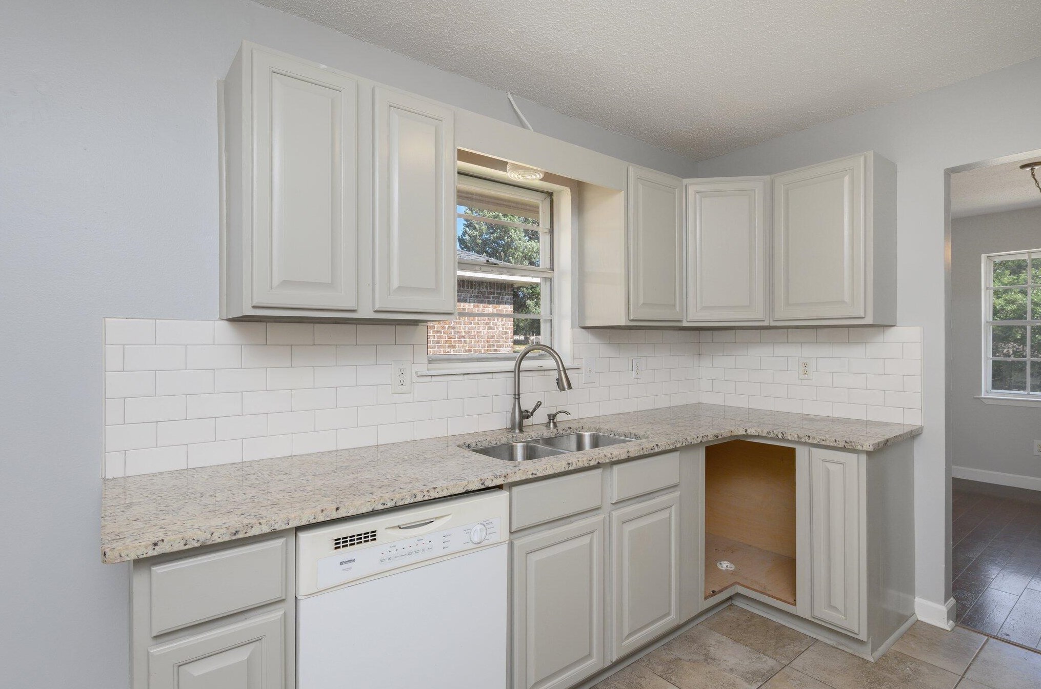 1408 23rd St, Niceville FL  32578-3325 exterior