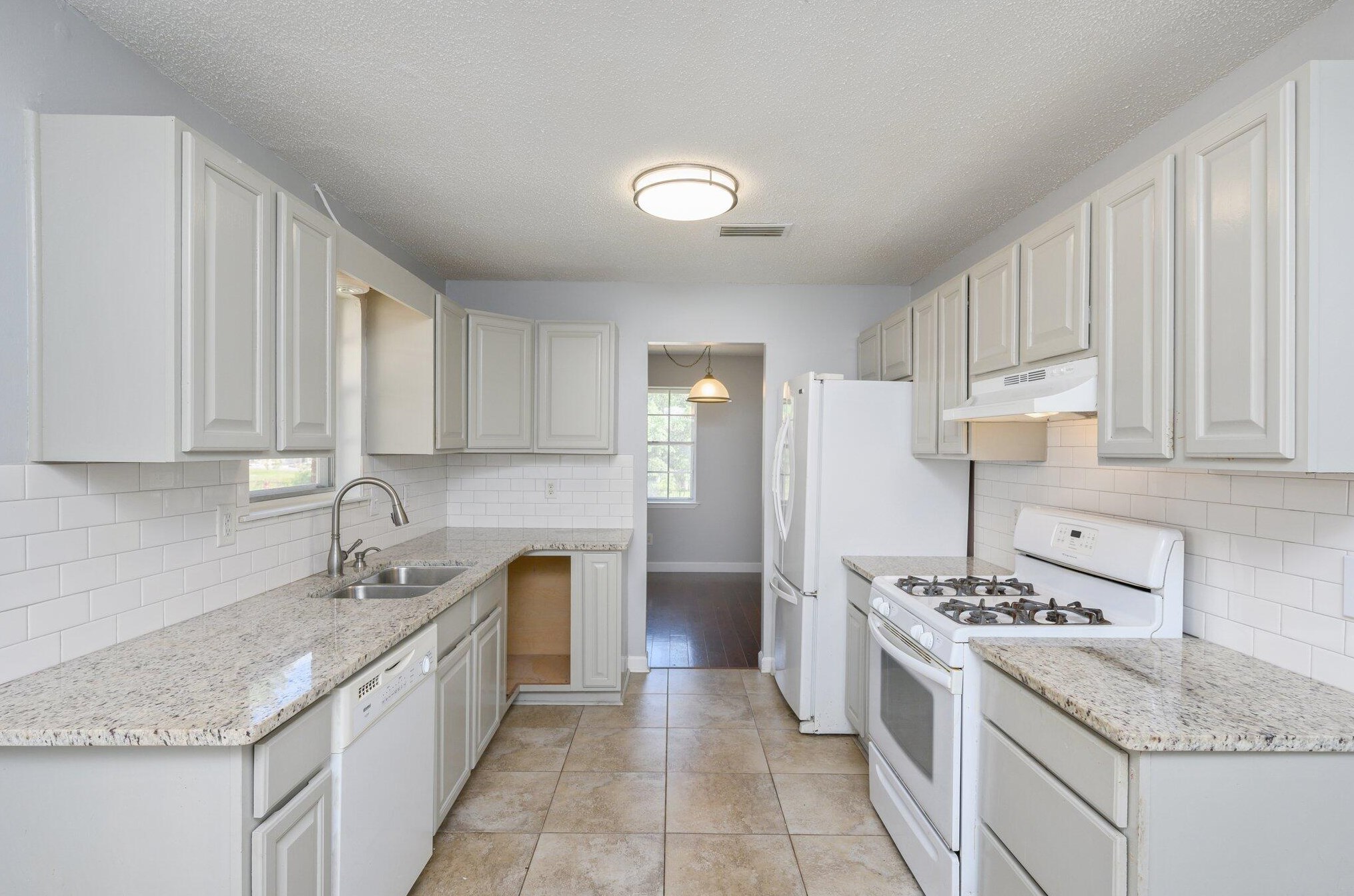 1408 23rd St, Niceville FL  32578-3325 exterior