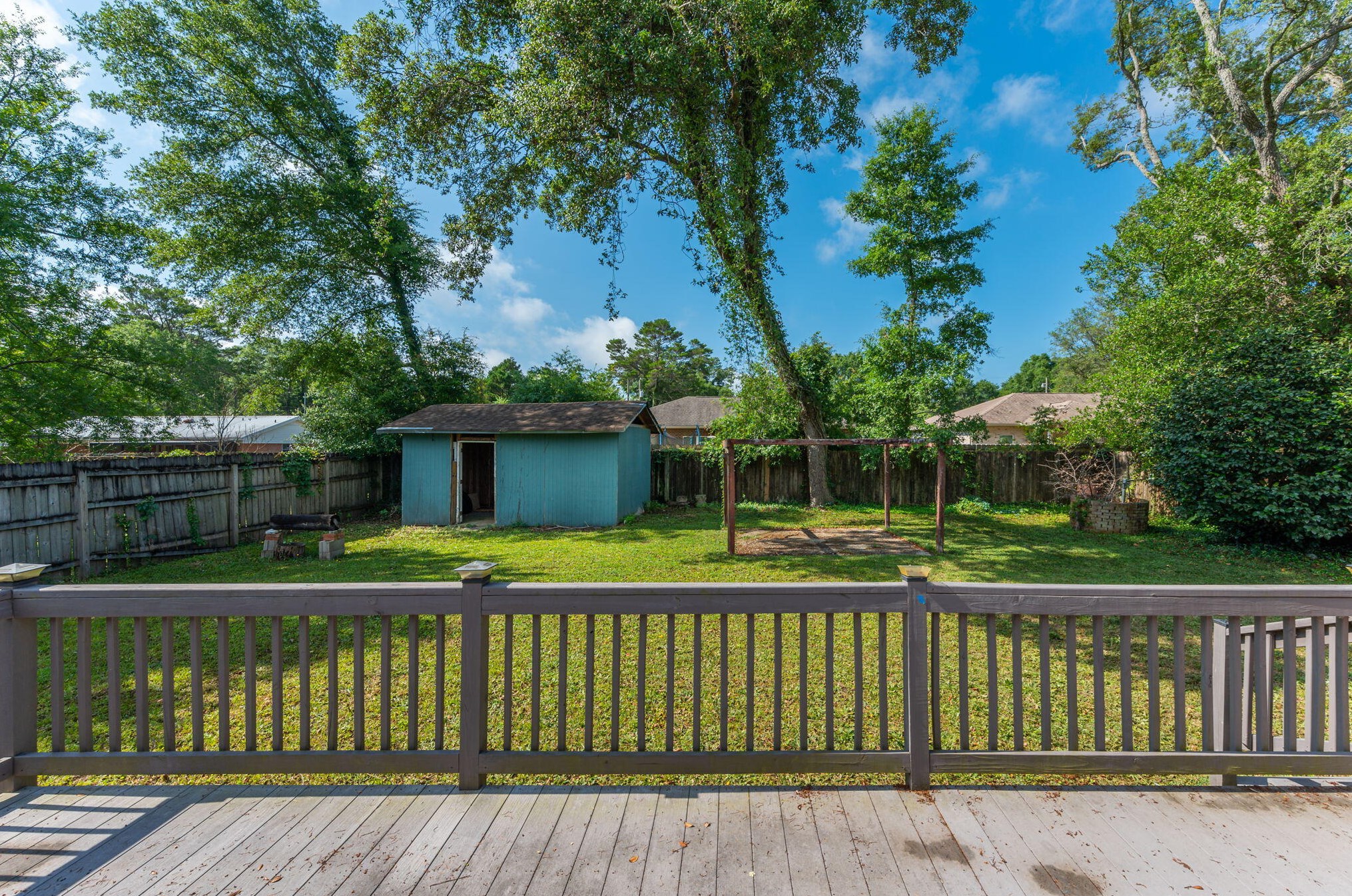 1408 23rd St, Niceville FL  32578-3325 exterior