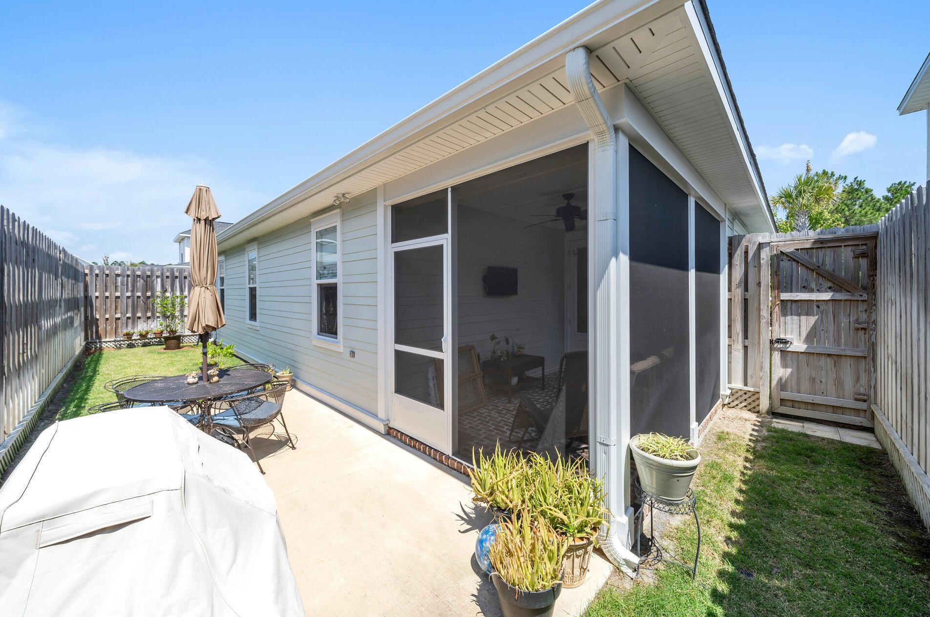 225 Zander Way, Santa Rosa Beach FL  32459-8567 exterior