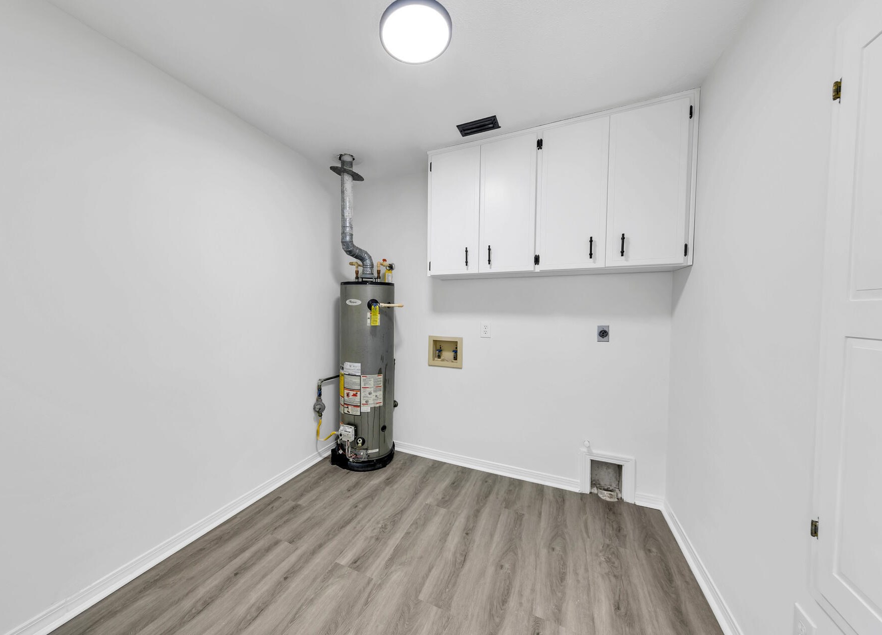 110 Long Pointe Dr, Mary Esther FL  32569-1343 exterior